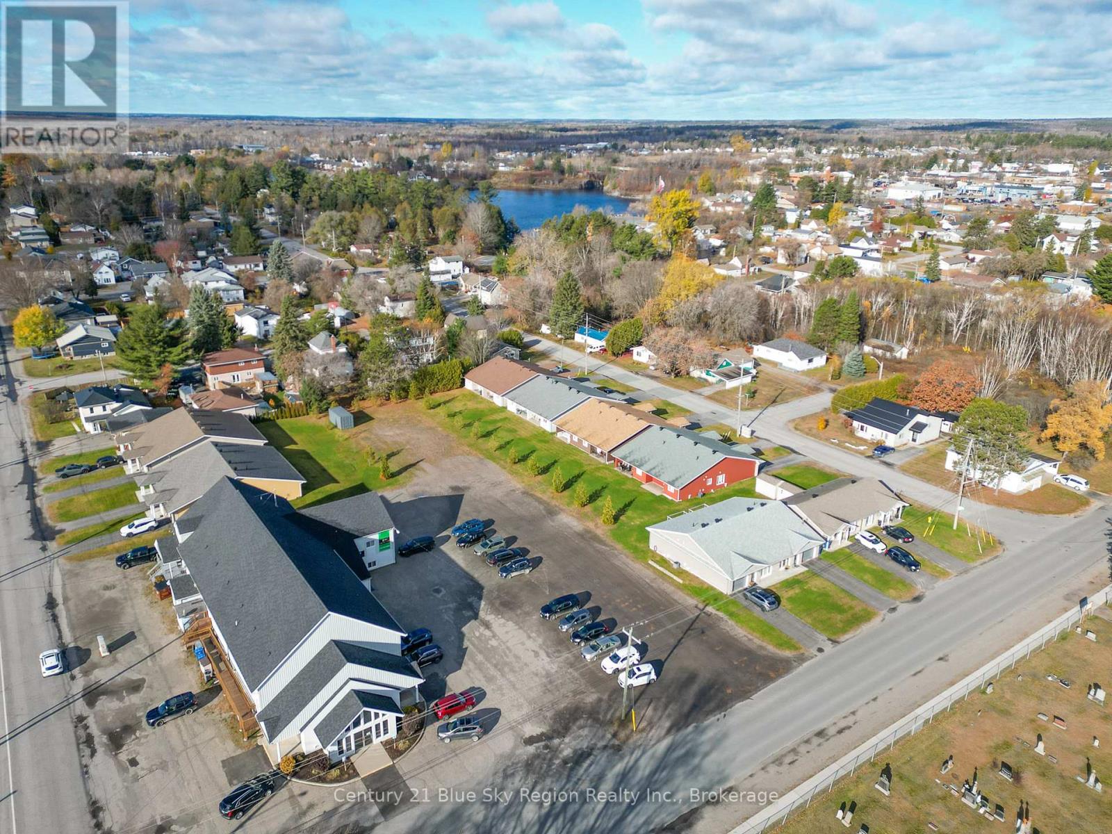 102 Second Street, West Nipissing, Ontario  P2B 3A7 - Photo 32 - X12540482