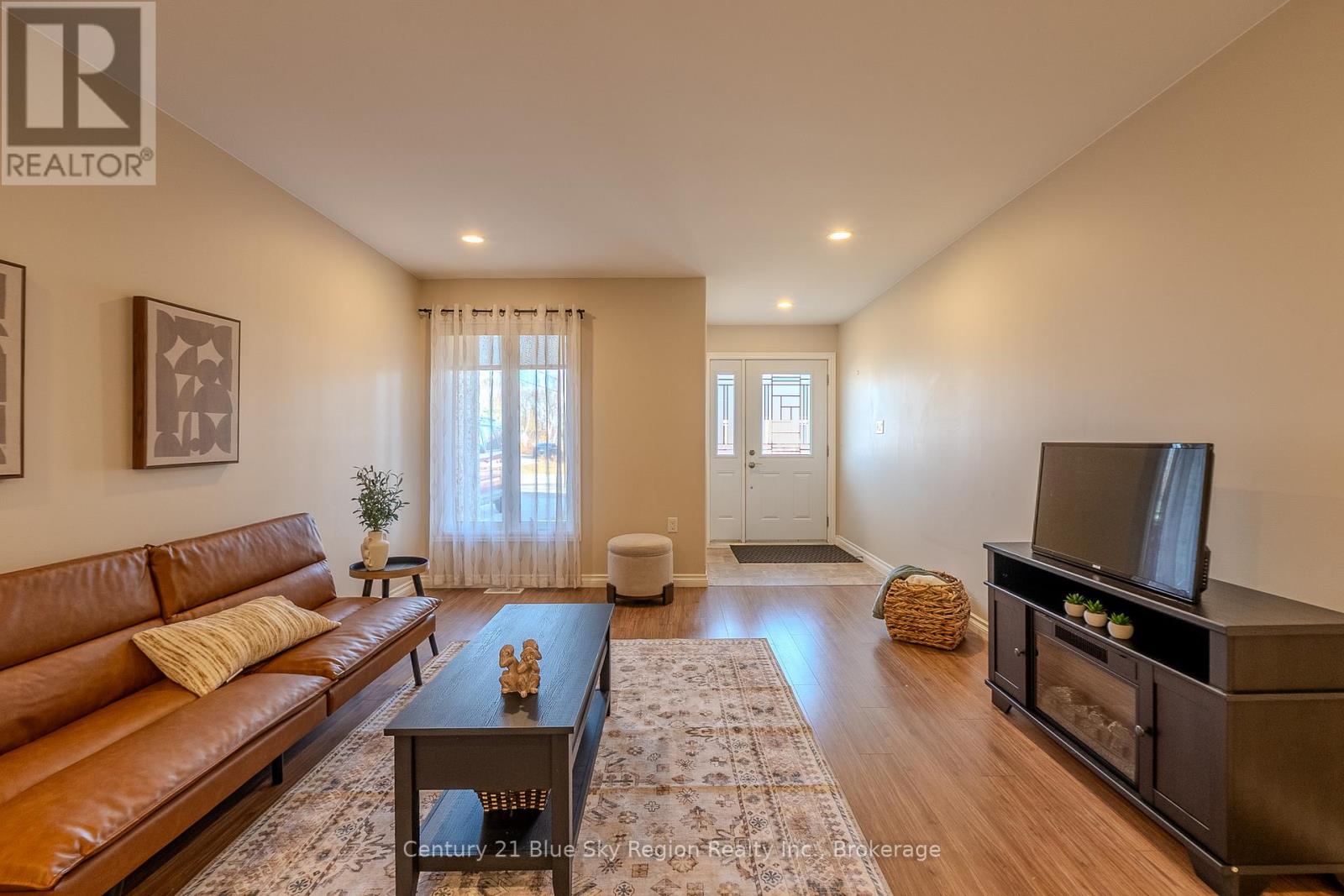 102 Second Street, West Nipissing, Ontario  P2B 3A7 - Photo 4 - X12540482