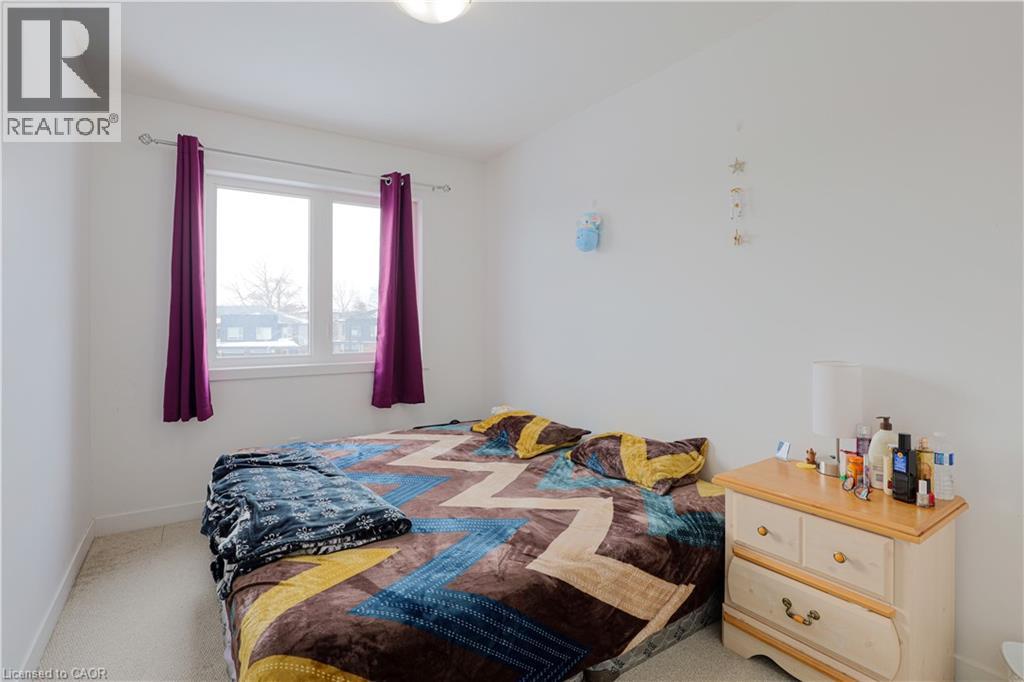 105 Pony Way, Kitchener, Ontario  N2R 0R8 - Photo 14 - 40787294