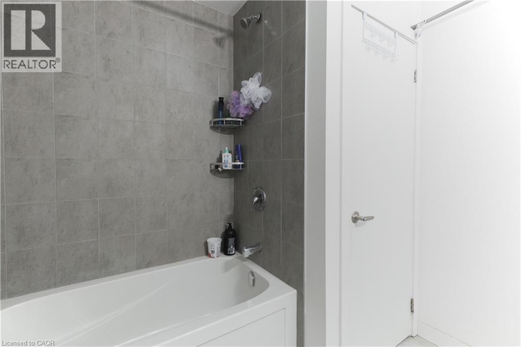 105 Pony Way, Kitchener, Ontario  N2R 0R8 - Photo 17 - 40787294