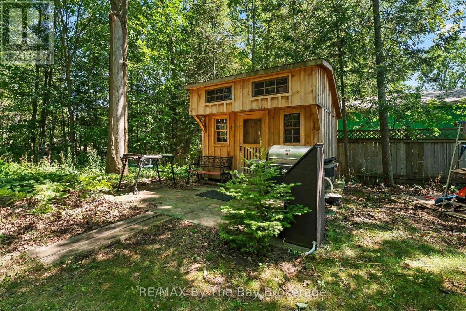 11 39th Street S, Wasaga Beach, Ontario  L9Z 1S2 - Photo 33 - S12540490