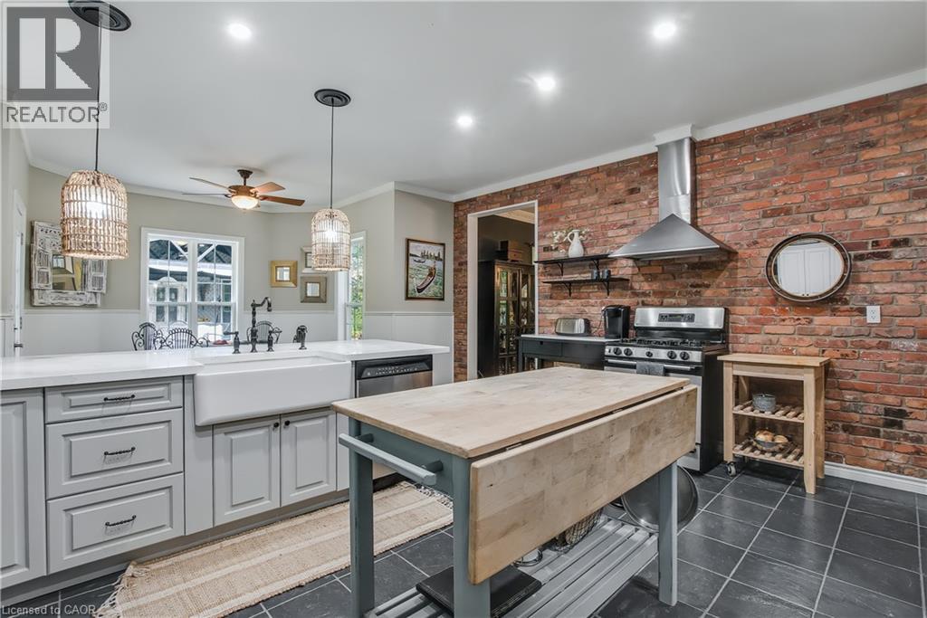 1097 Mineral Springs Road, Ancaster, Ontario  L9H 5E3 - Photo 18 - 40767851