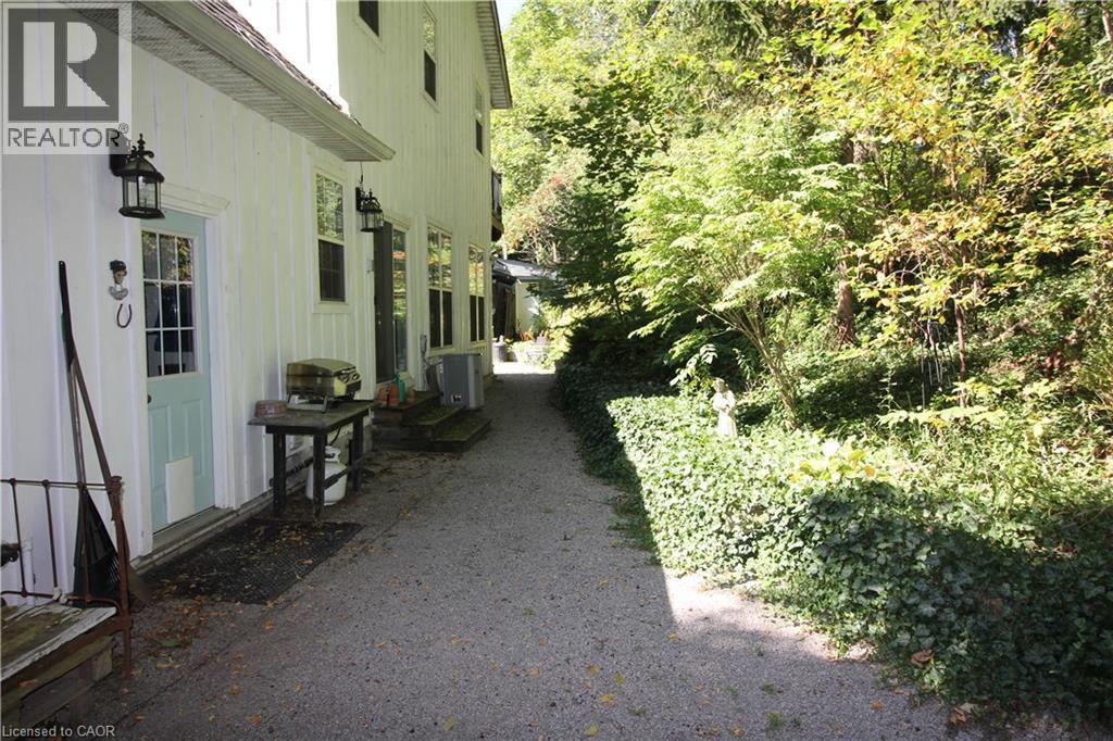 1097 Mineral Springs Road, Ancaster, Ontario  L9H 5E3 - Photo 34 - 40767851