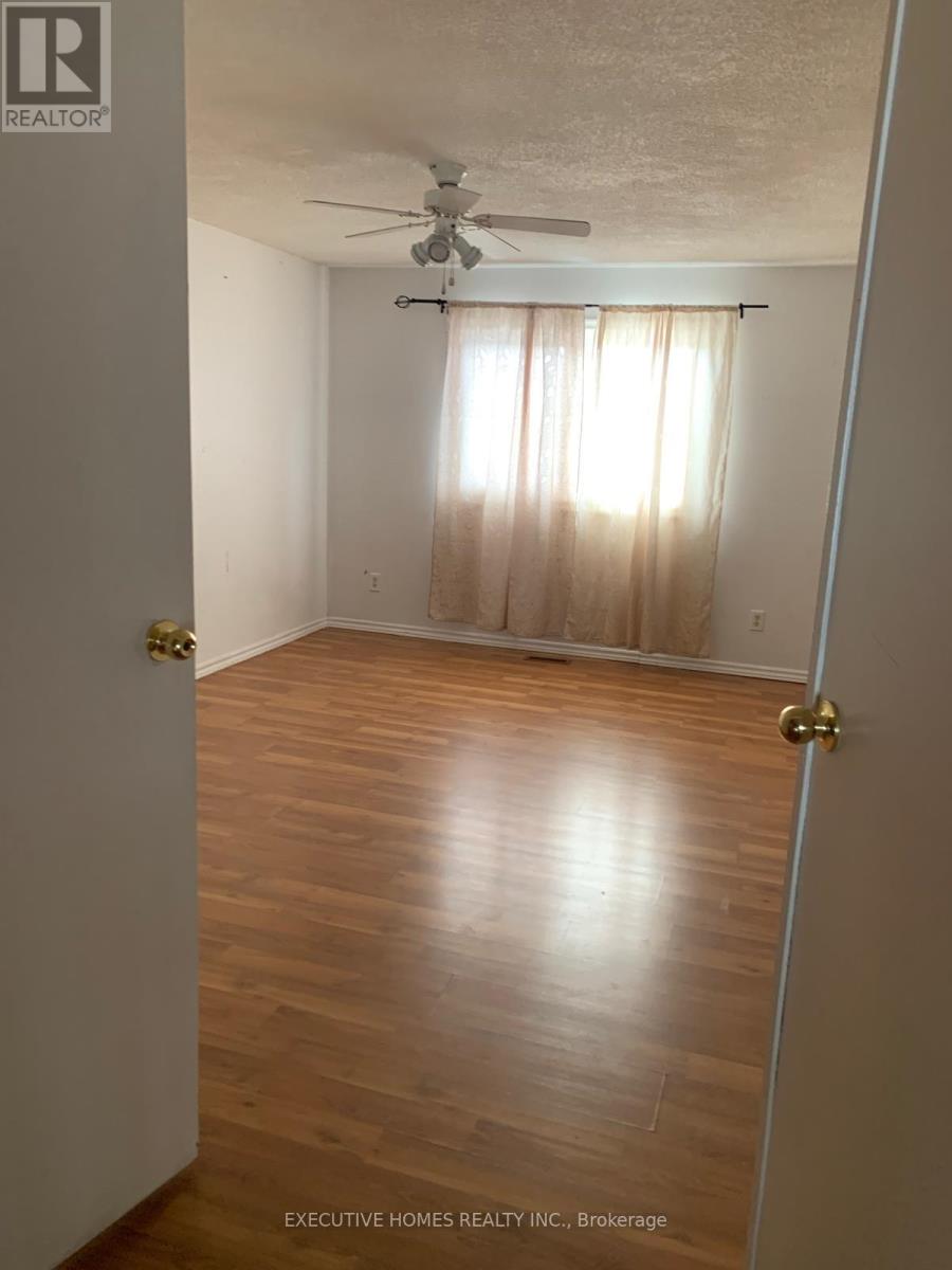 18 Sheldrake Court, Brampton, Ontario  L6Y 2W9 - Photo 12 - W12540122