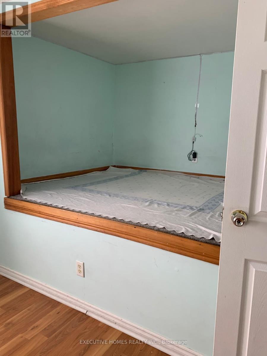 18 Sheldrake Court, Brampton, Ontario  L6Y 2W9 - Photo 14 - W12540122