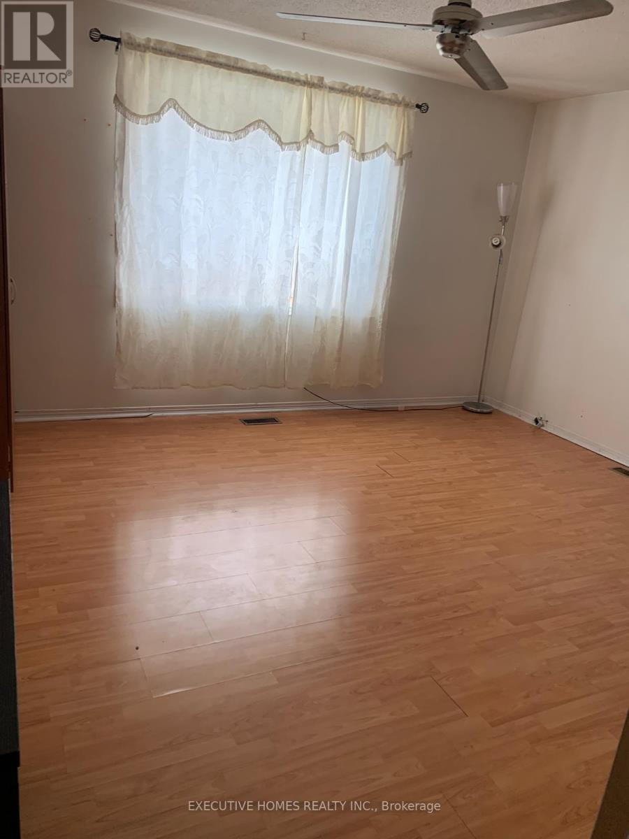 18 Sheldrake Court, Brampton, Ontario  L6Y 2W9 - Photo 16 - W12540122