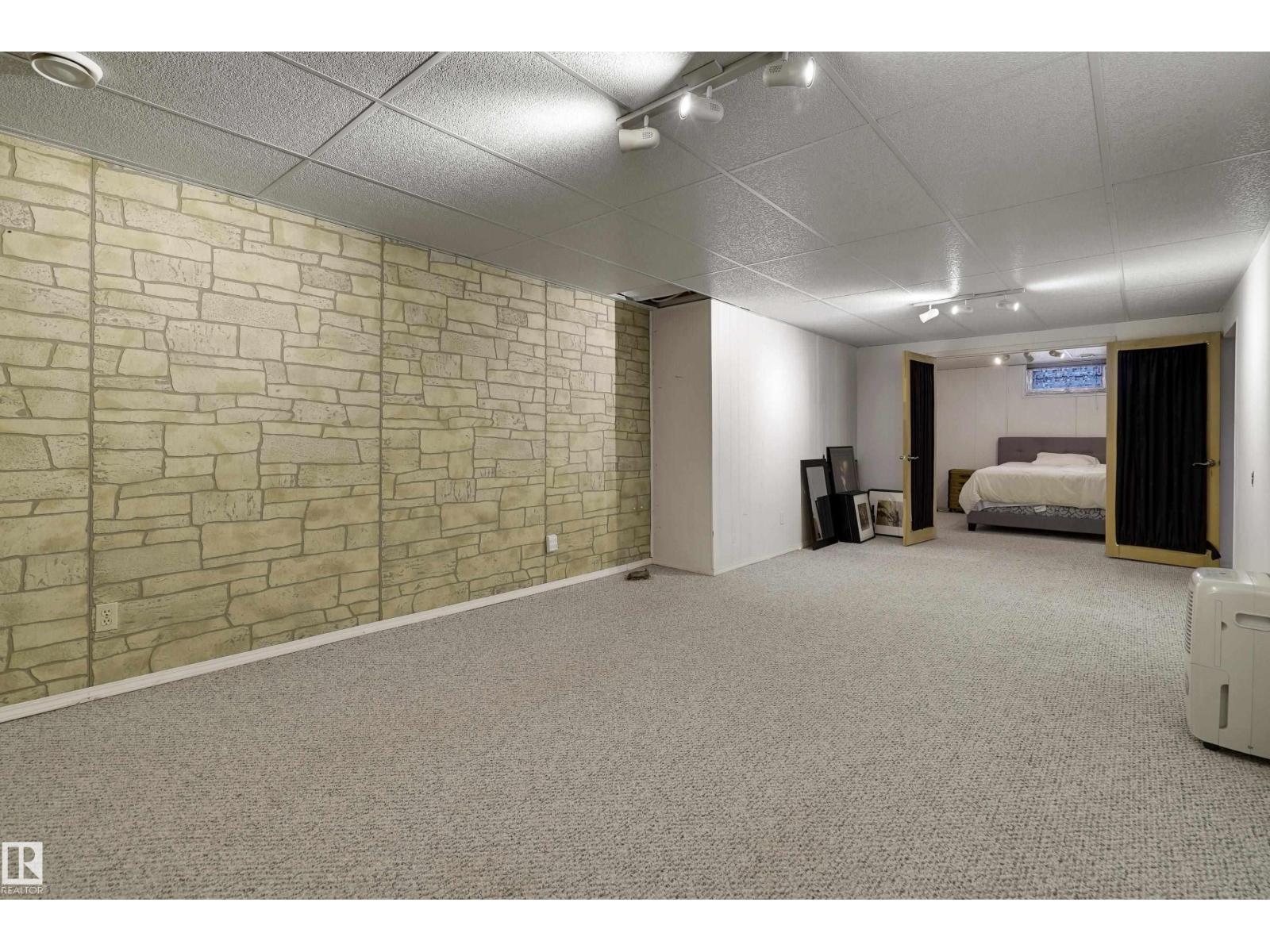 6208 149 Av Nw, Edmonton, Alberta  T5A 1V8 - Photo 38 - E4465566