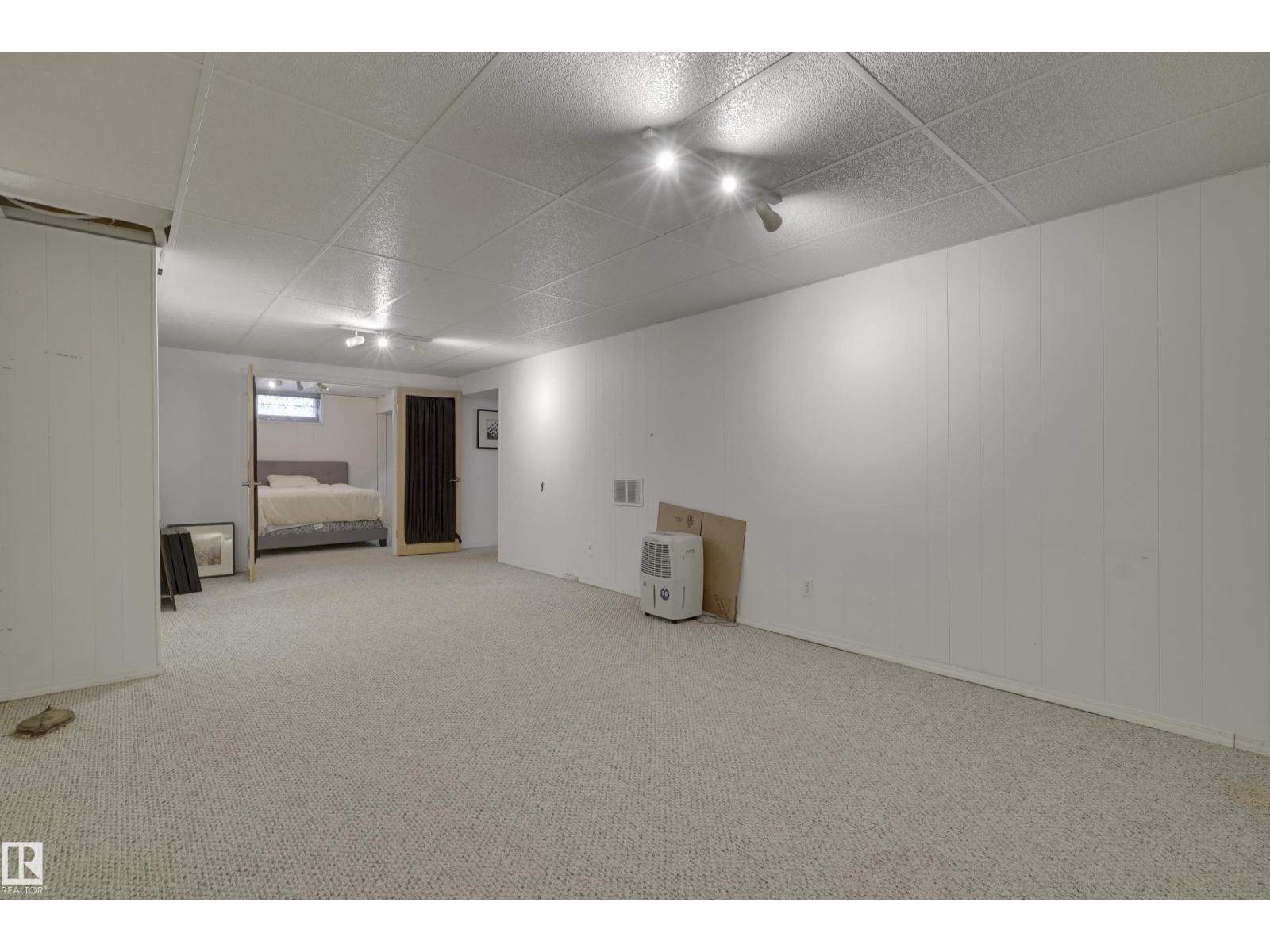 6208 149 Av Nw, Edmonton, Alberta  T5A 1V8 - Photo 39 - E4465566