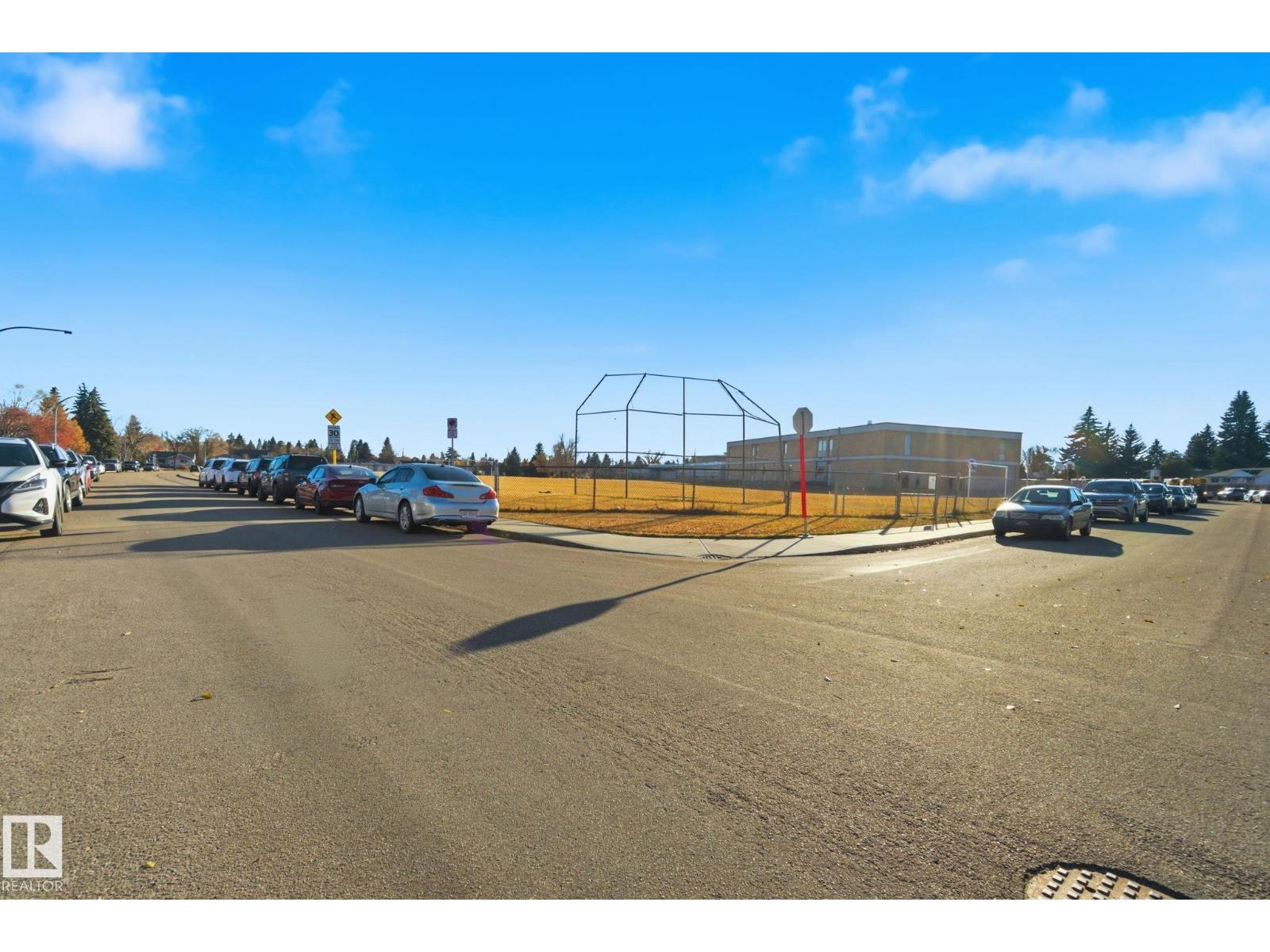 10657 St Gabriel School Rd Nw, Edmonton, Alberta  T6A 3S4 - Photo 50 - E4465568