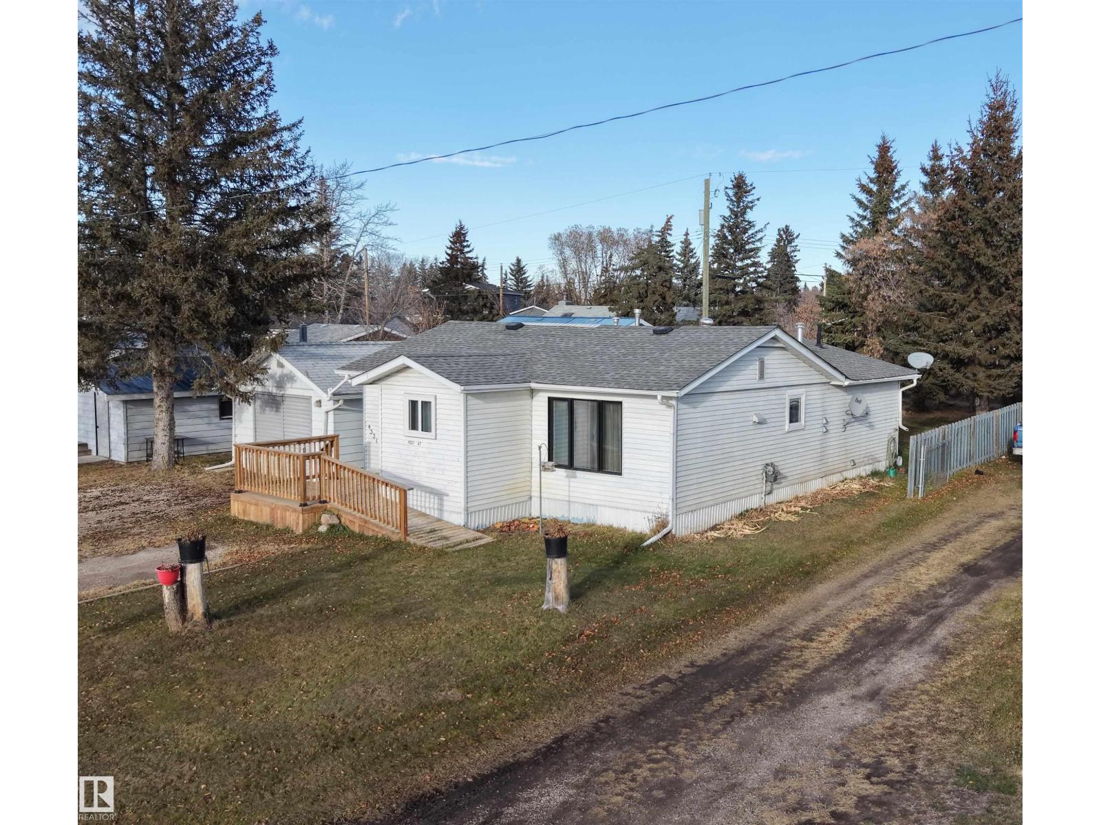 4531 47 St, Rural Lac Ste. Anne County, Alberta  T0E 0A0 - Photo 5 - E4465567
