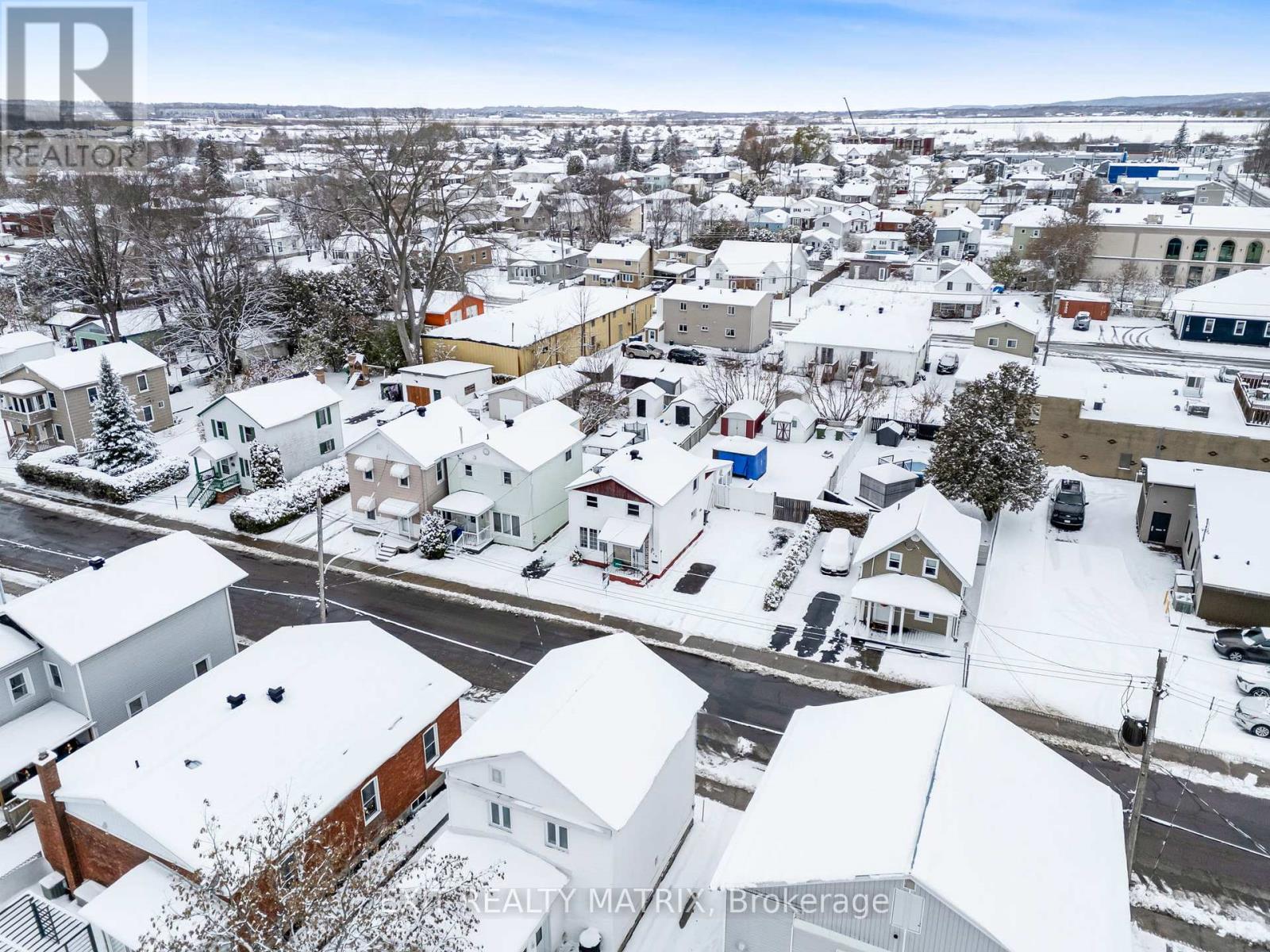 236 Genevieve Street, Hawkesbury, Ontario  K6A 2L9 - Photo 27 - X12540274