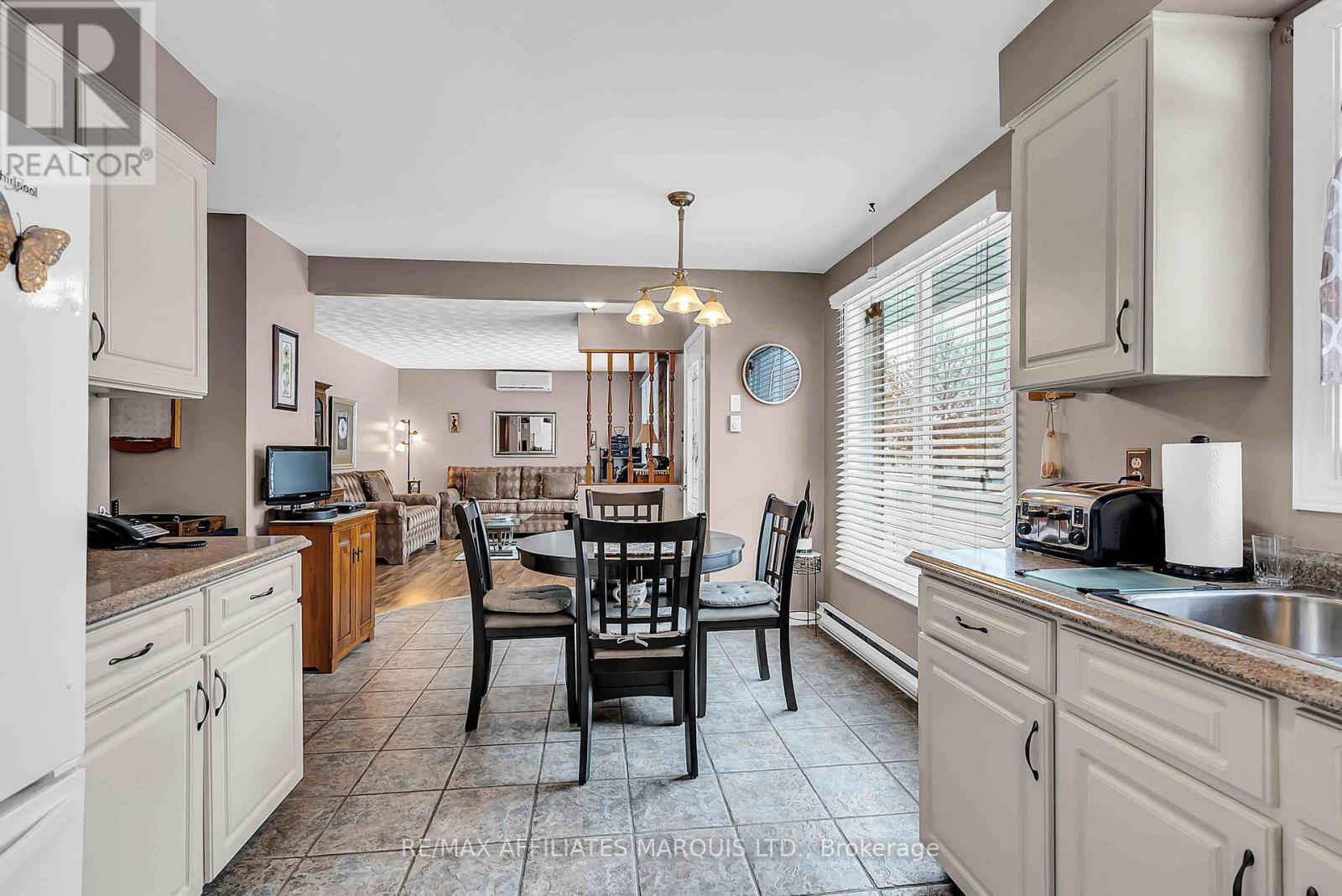 50 Valecrest Drive, Cornwall, Ontario  K6H 6E1 - Photo 12 - X12540328