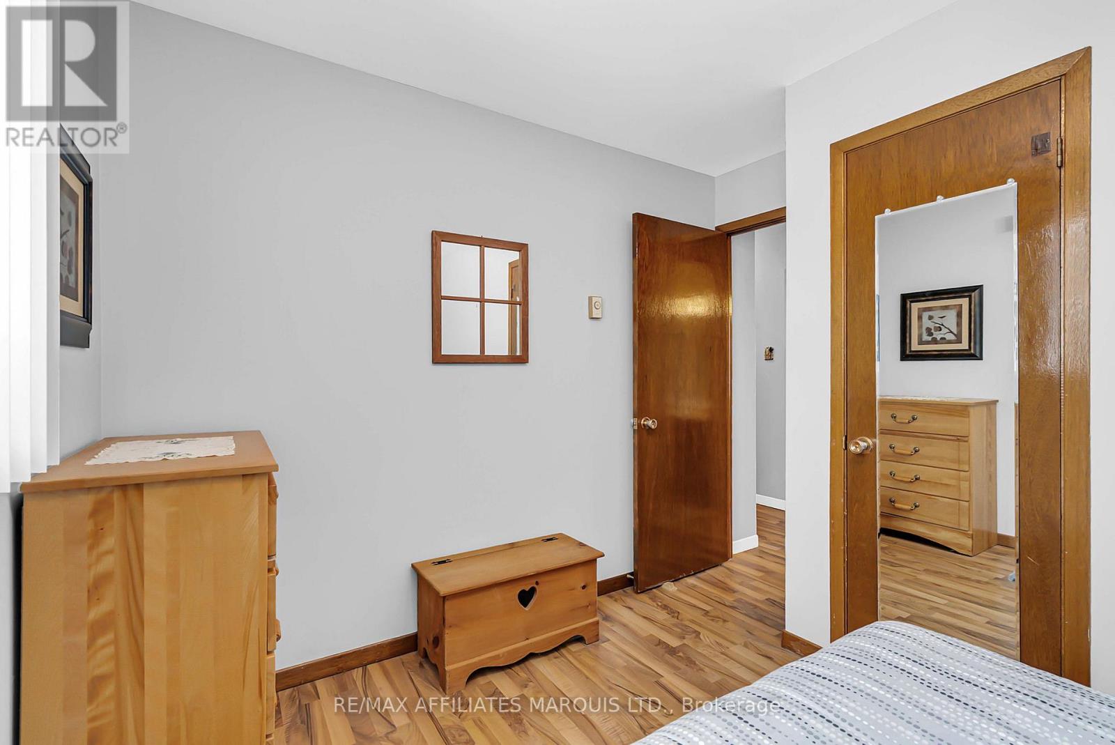 50 Valecrest Drive, Cornwall, Ontario  K6H 6E1 - Photo 19 - X12540328