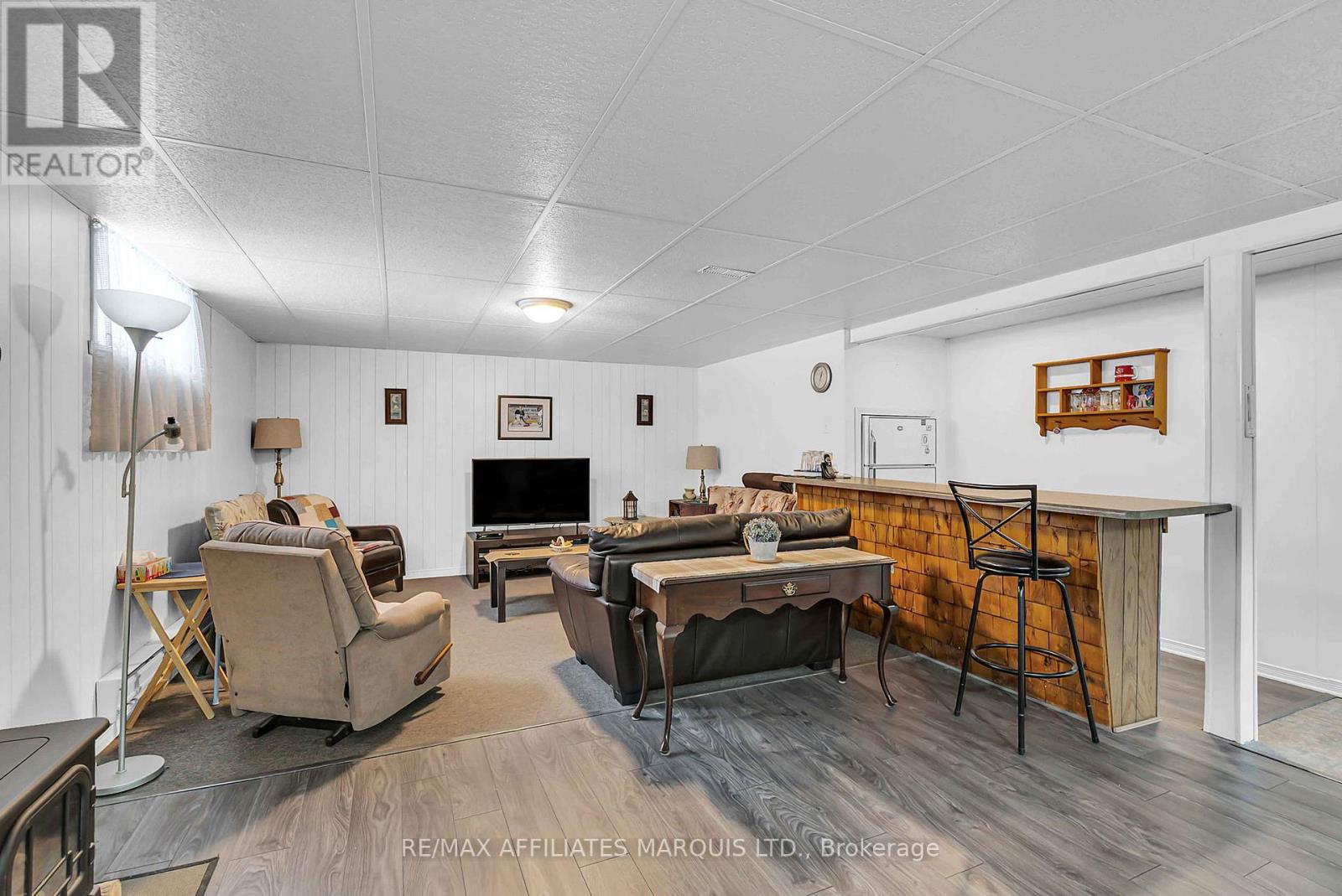 50 Valecrest Drive, Cornwall, Ontario  K6H 6E1 - Photo 21 - X12540328