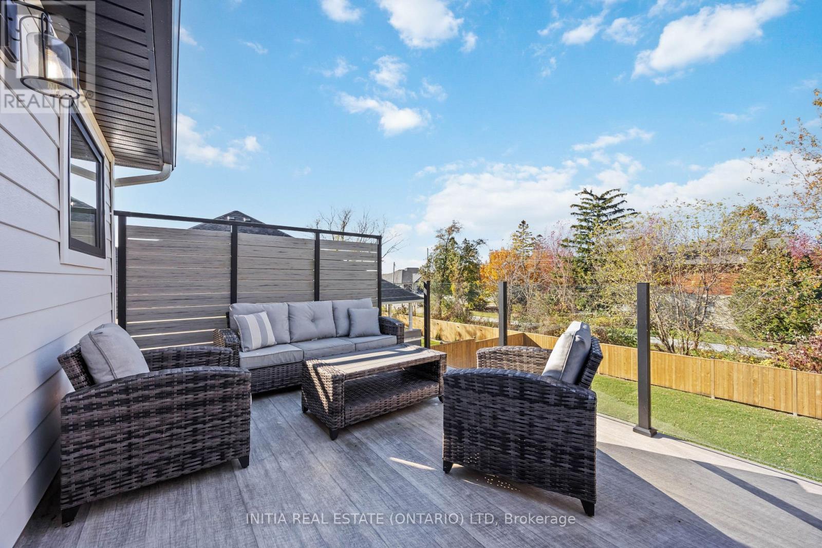 7007 Blue Coast Heights, Plympton-Wyoming, Ontario  N0N 1E0 - Photo 26 - X12514402