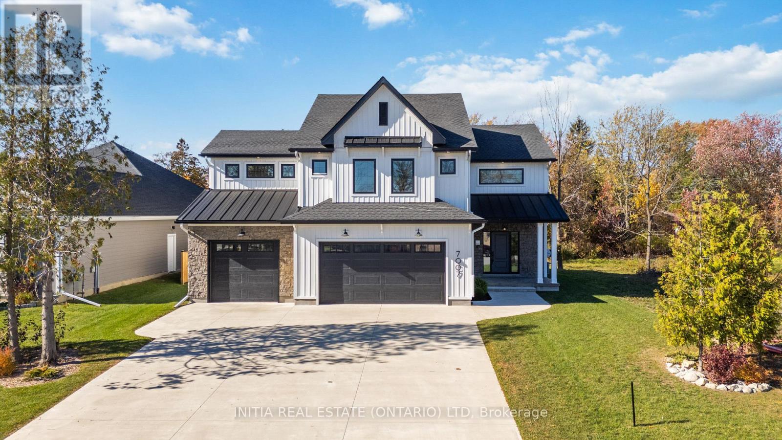 7007 Blue Coast Heights, Plympton-Wyoming, Ontario  N0N 1E0 - Photo 36 - X12514402