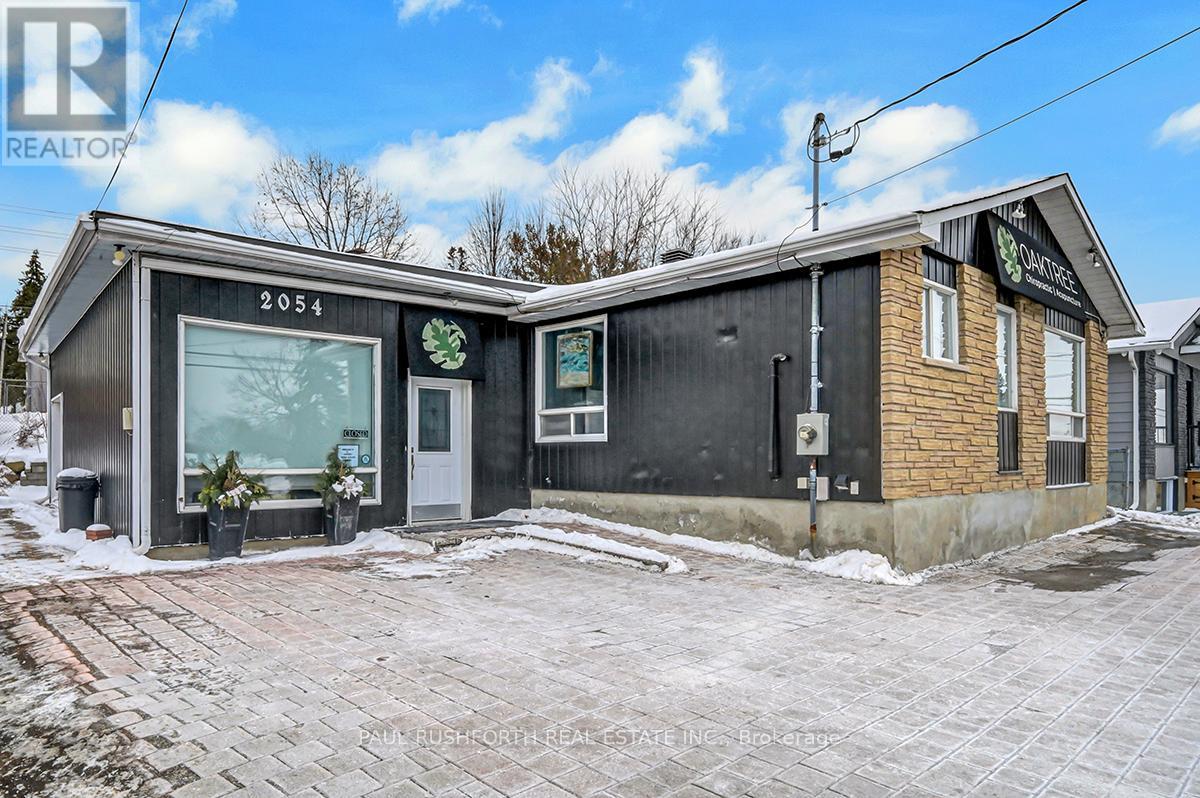 2054 St. Joseph Boulevard, Ottawa, Ontario  K1C 1E6 - Photo 2 - X11956943