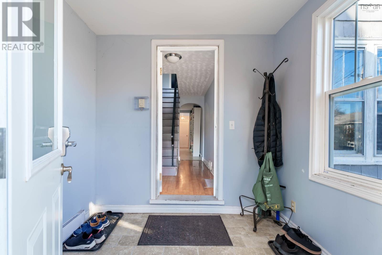 15 Forest Hill Drive, Halifax, Nova Scotia  B3M 1X2 - Photo 1 - 202527736