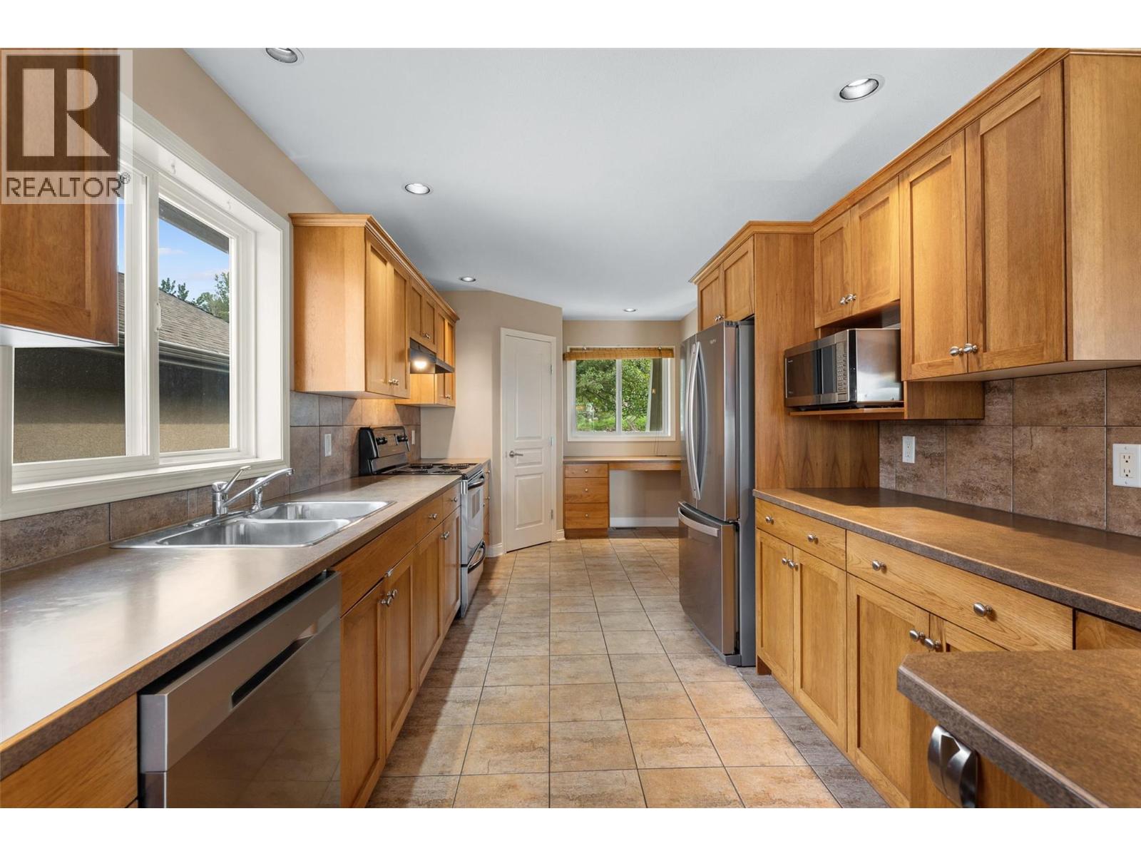 5147 Silverado Place, Kelowna, British Columbia  V1X 7X8 - Photo 10 - 10361312