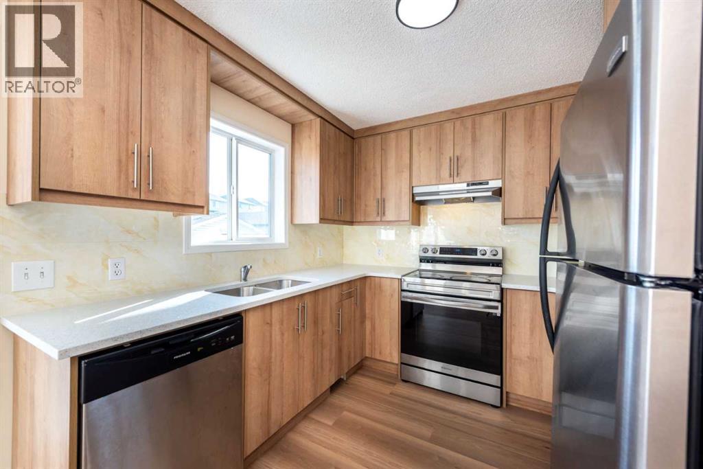 216 Hidden Hills Road Nw, Calgary, Alberta  T3A 5Y1 - Photo 6 - A2256233