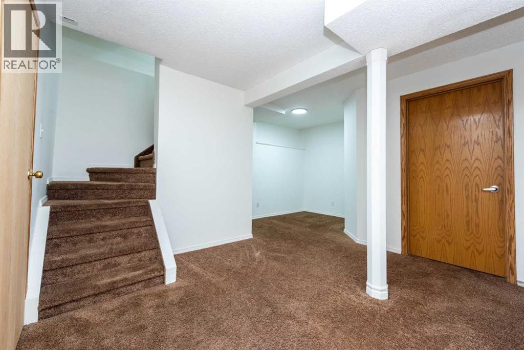 216 Hidden Hills Road Nw, Calgary, Alberta  T3A 5Y1 - Photo 22 - A2256233