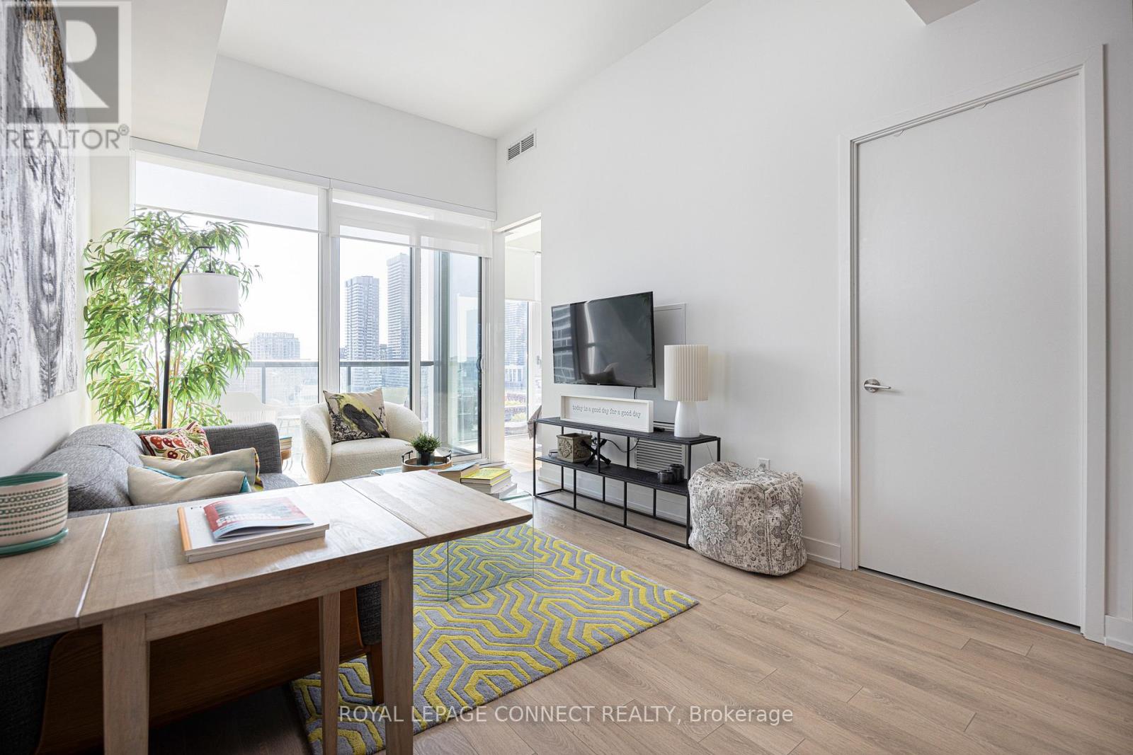 1301 - 158 Front Street E, Toronto, Ontario  M5A 0K9 - Photo 6 - C12418913