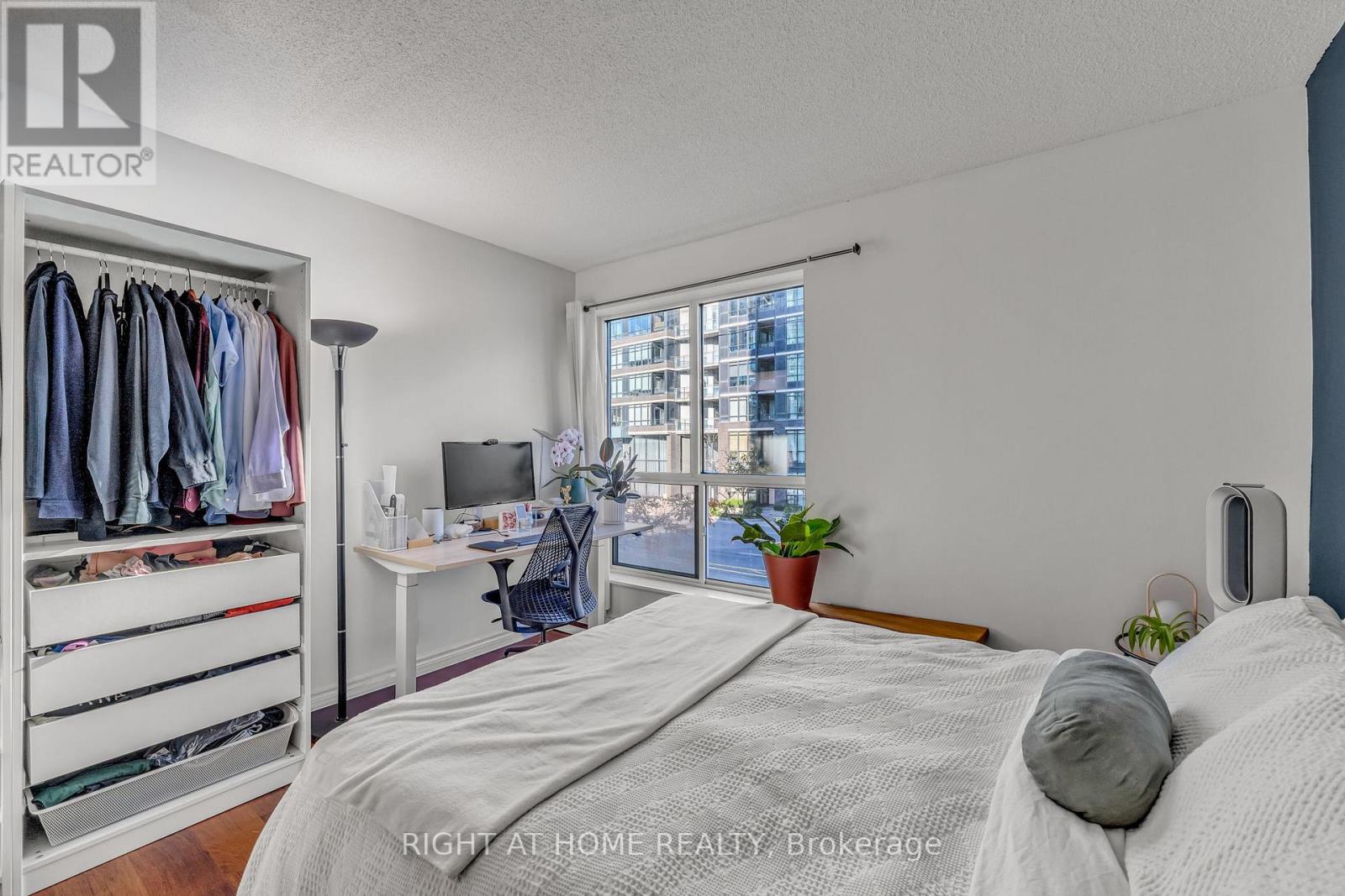 202 - 600 Queens Quay W, Toronto, Ontario  M5V 3M3 - Photo 11 - C12538322