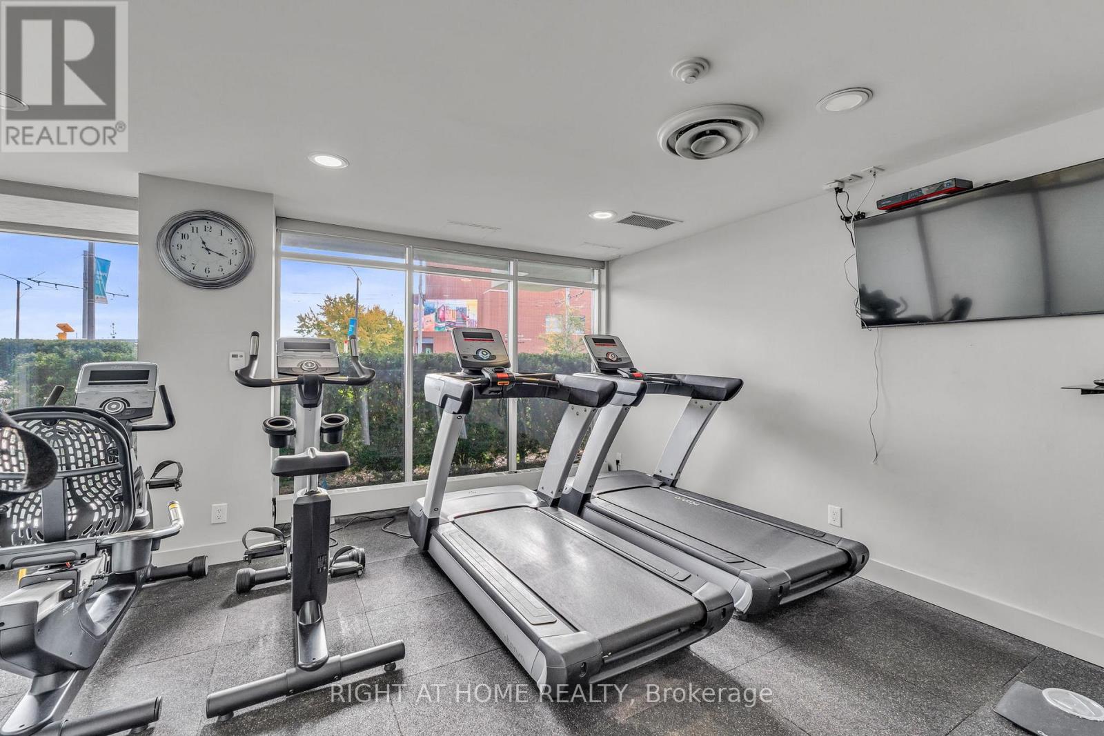 202 - 600 Queens Quay W, Toronto, Ontario  M5V 3M3 - Photo 31 - C12538322