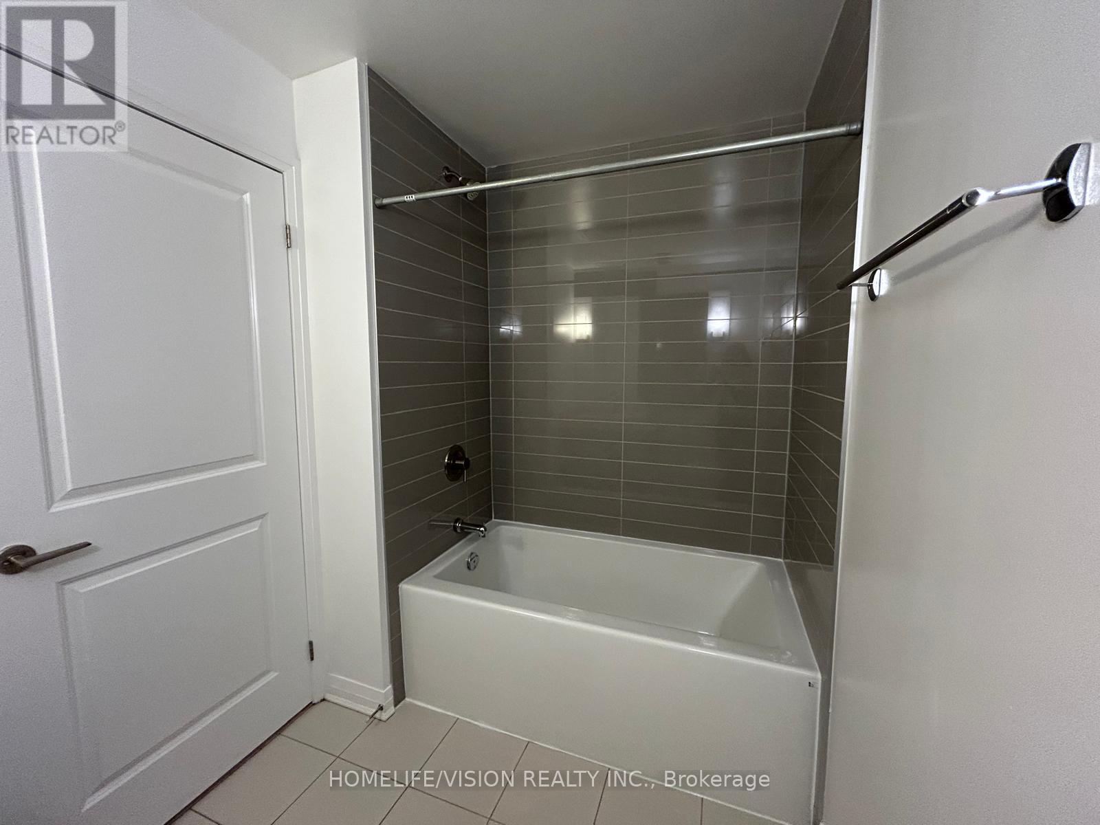 1512 - 8 Mercer Street, Toronto, Ontario  M5V 0C4 - Photo 10 - C12540064