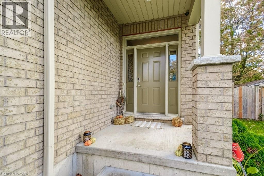 132a Scott Avenue, Paris, Ontario  N3L 0C9 - Photo 4 - 40786353