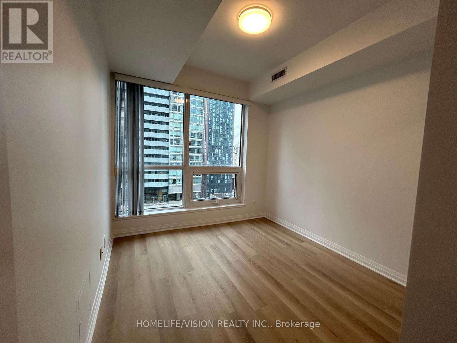 1512 - 8 Mercer Street, Toronto, Ontario  M5V 0C4 - Photo 7 - C12540064