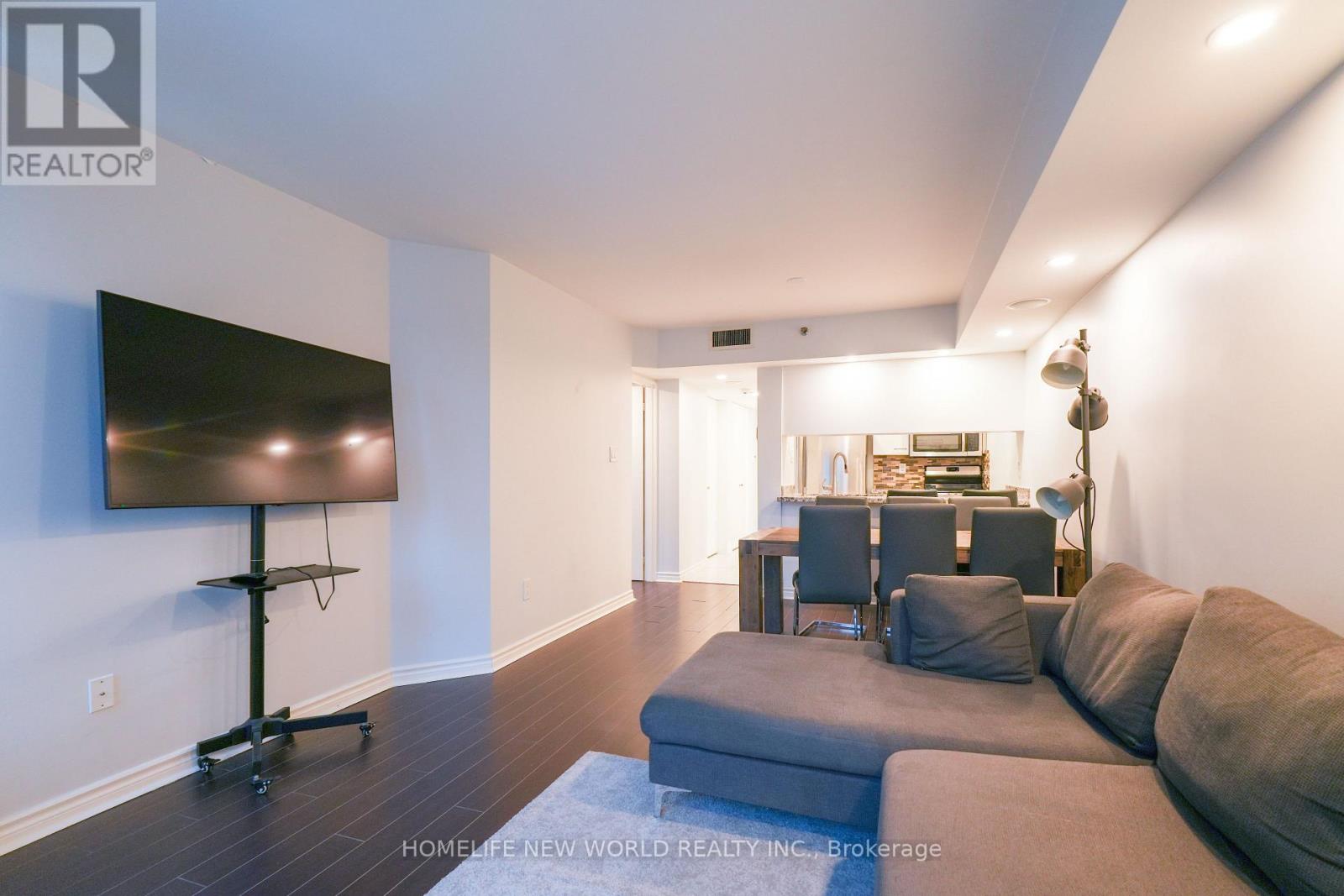 613 - 38 ELM STREET, Toronto, Ontario