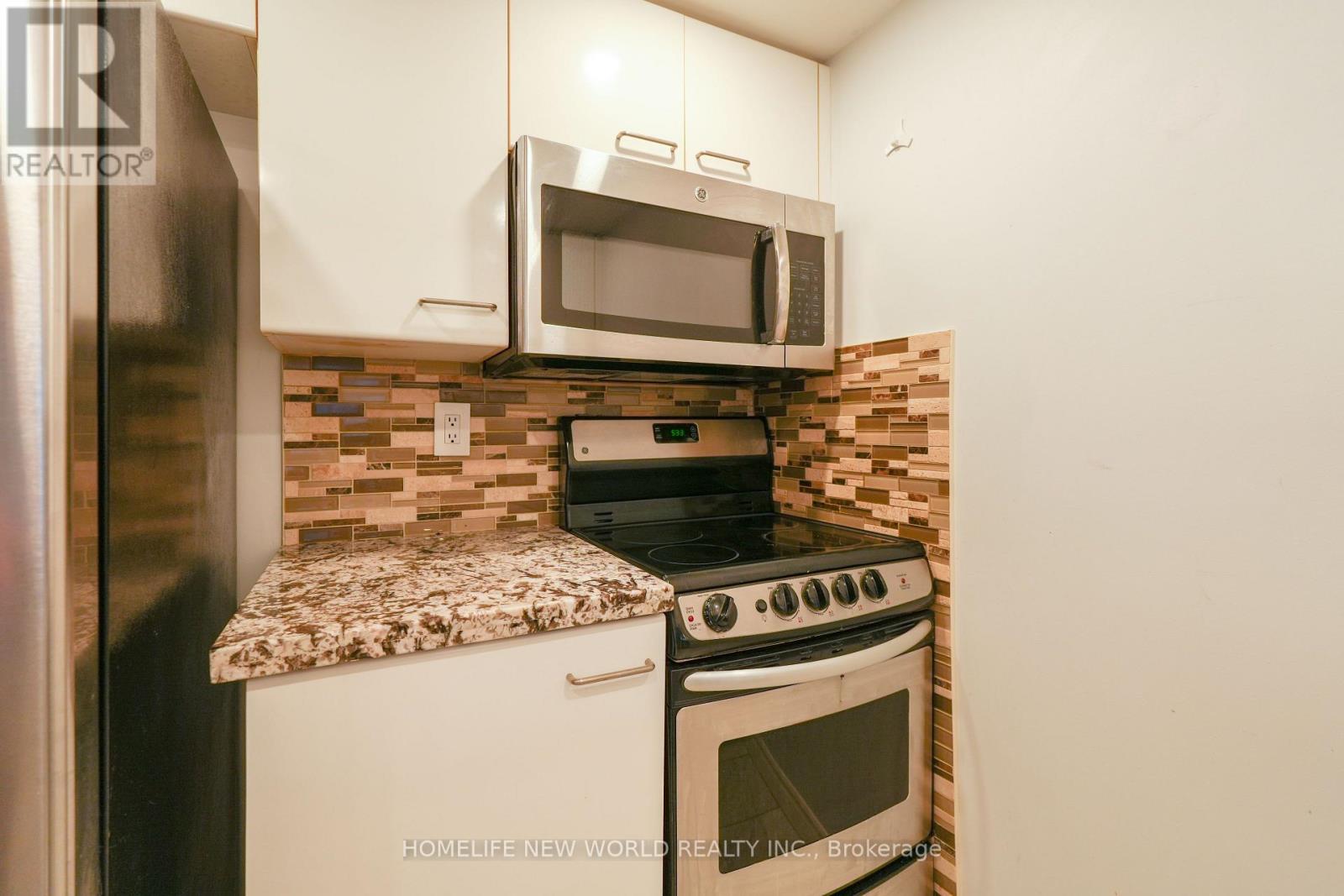 613 - 38 Elm Street, Toronto, Ontario  M5G 2K5 - Photo 7 - C12540212