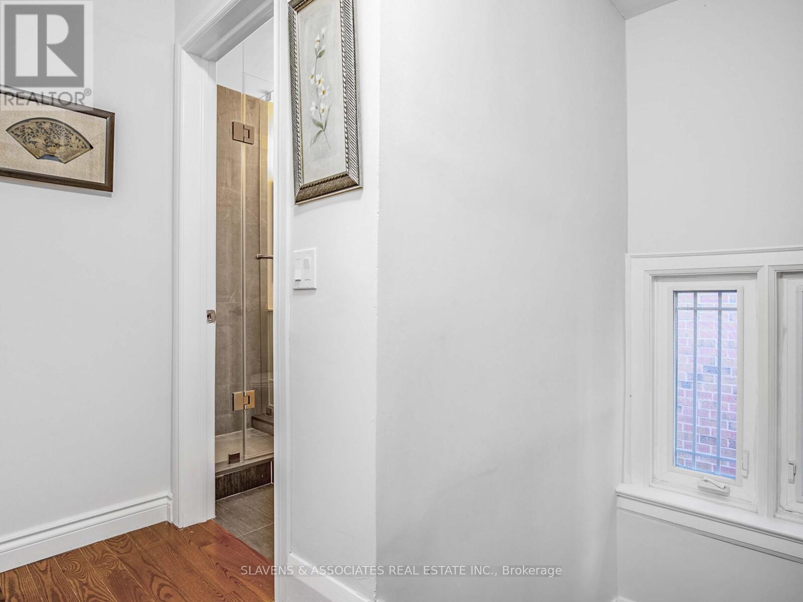 226 Broadway Avenue, Toronto, Ontario  M4P 1V9 - Photo 16 - C12540308