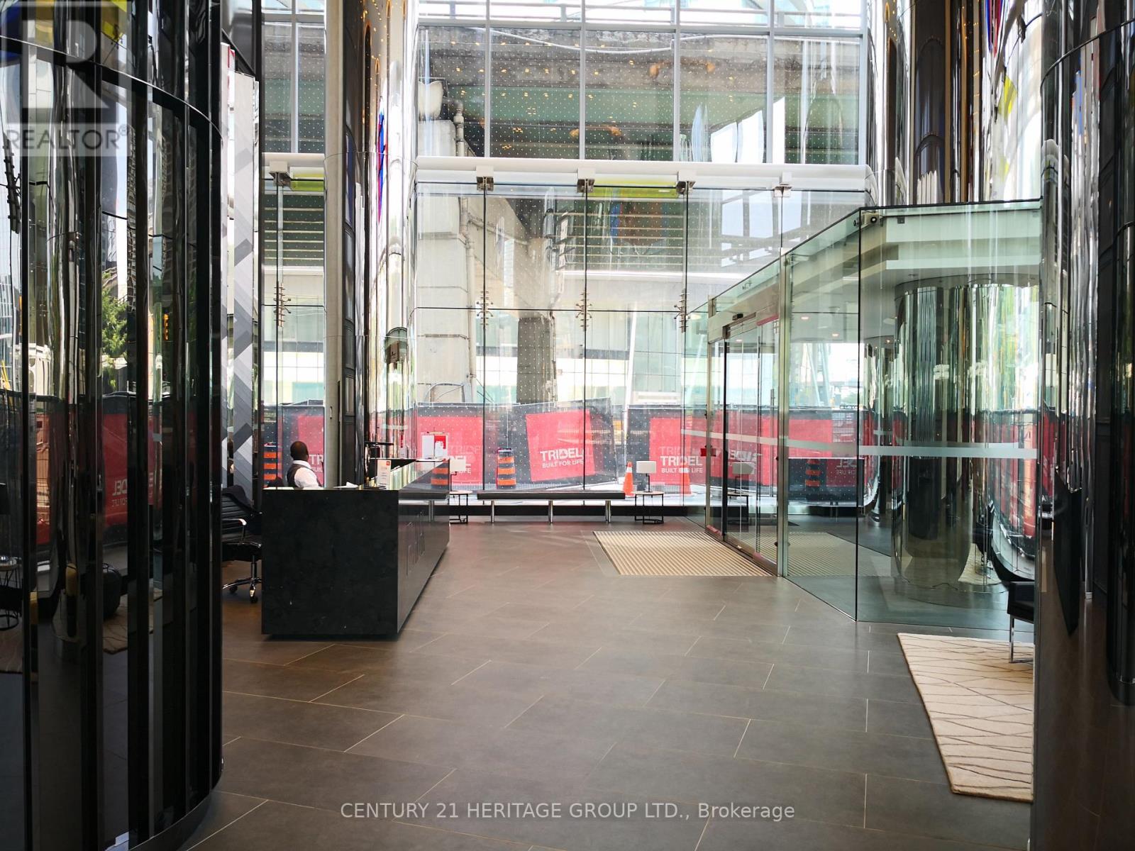 3002 - 10 York Street, Toronto, Ontario  M5J 0E1 - Photo 3 - C12540330