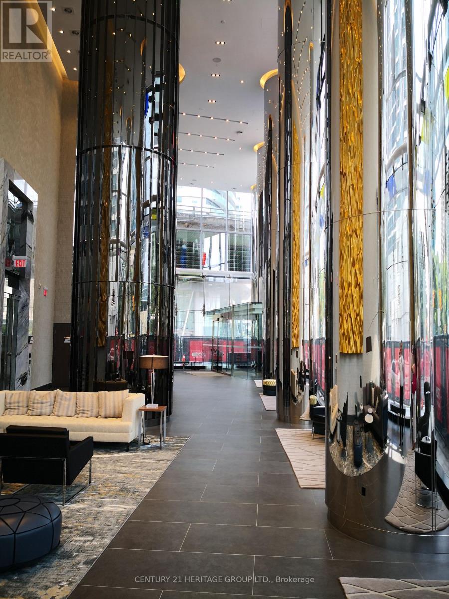 3002 - 10 York Street, Toronto, Ontario  M5J 0E1 - Photo 4 - C12540330