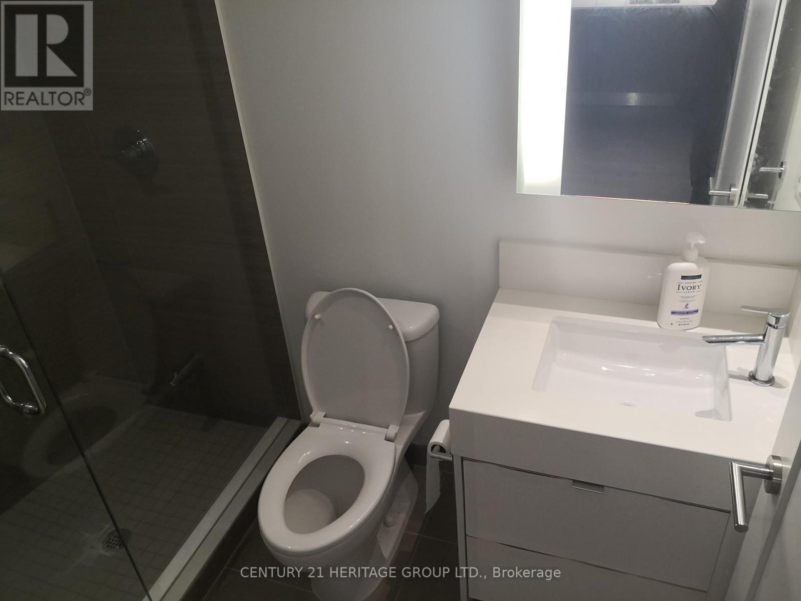 3002 - 10 York Street, Toronto, Ontario  M5J 0E1 - Photo 6 - C12540330