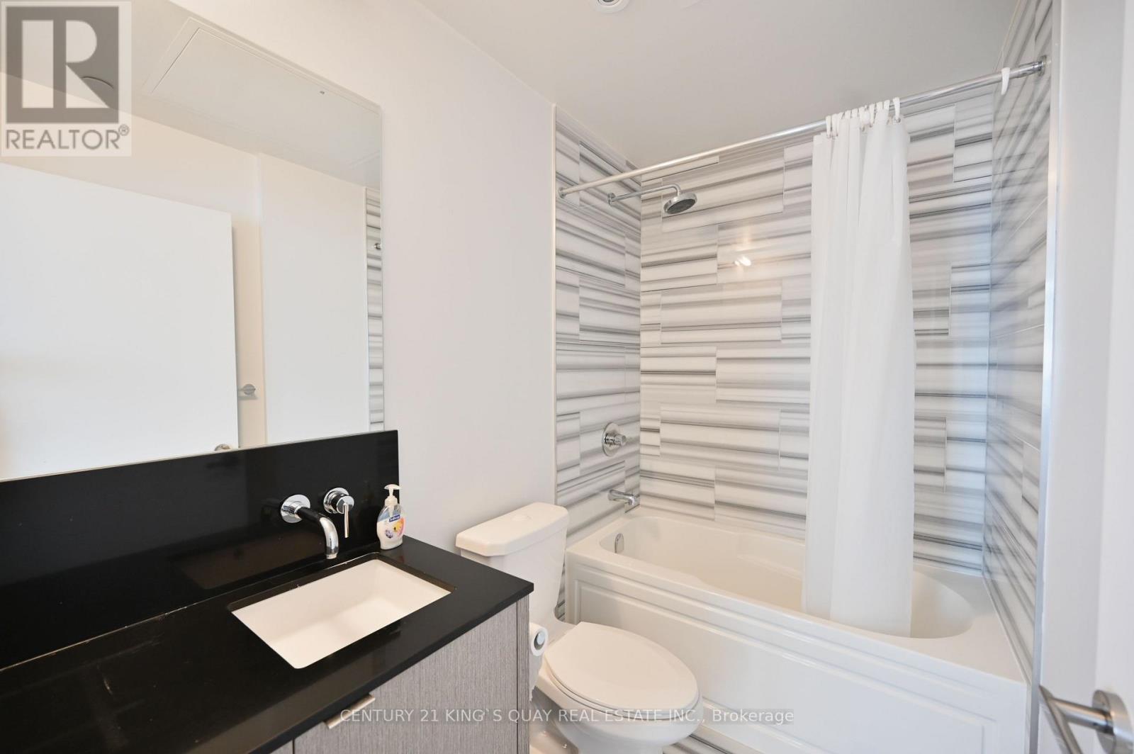 6802 - 88 Harbour Street, Toronto, Ontario  M5J 0C3 - Photo 14 - C12540384