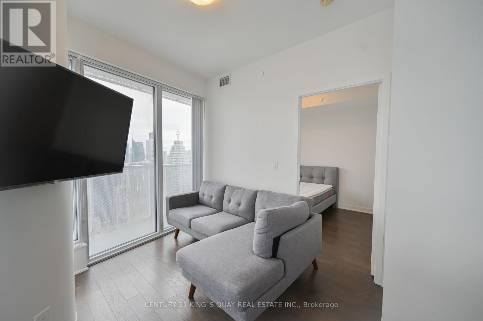 6802 - 88 Harbour Street, Toronto, Ontario  M5J 0C3 - Photo 6 - C12540384