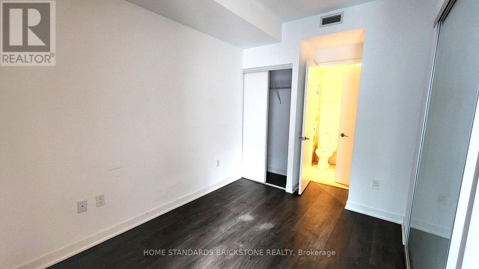 805 - 115 Blue Jays Way, Toronto, Ontario  M5V 0N4 - Photo 9 - C12540426