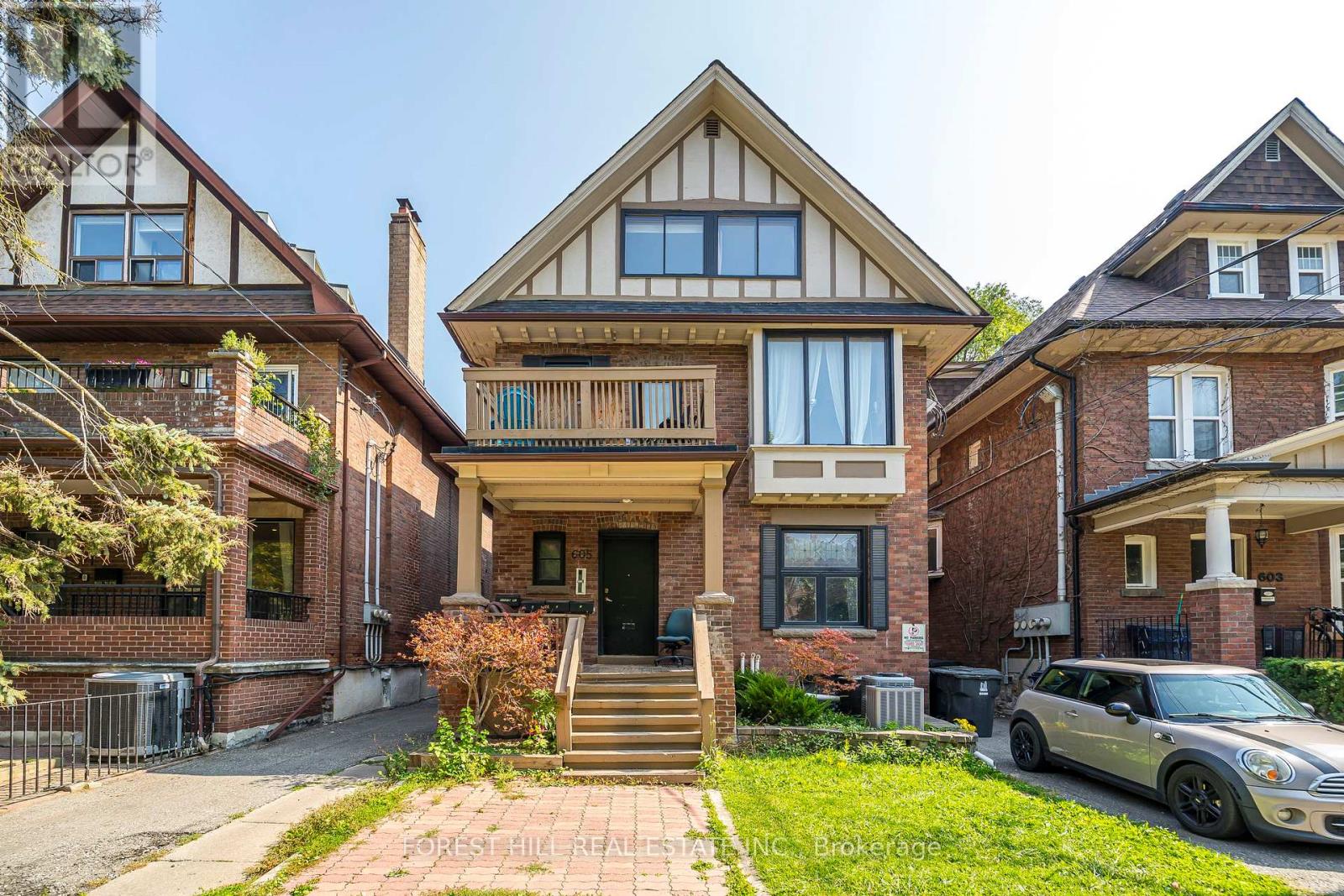 MAIN - 605 HURON STREET, Toronto, Ontario