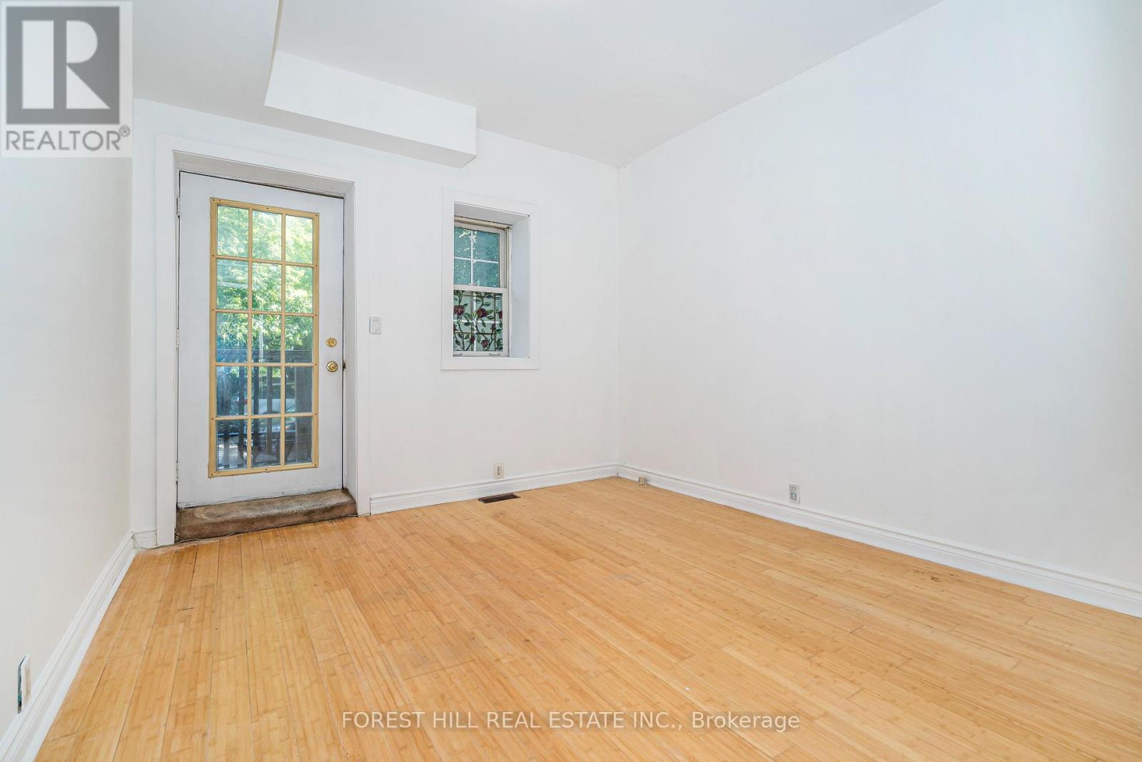 Main - 605 Huron Street, Toronto, Ontario  M5R 2R8 - Photo 6 - C12540540