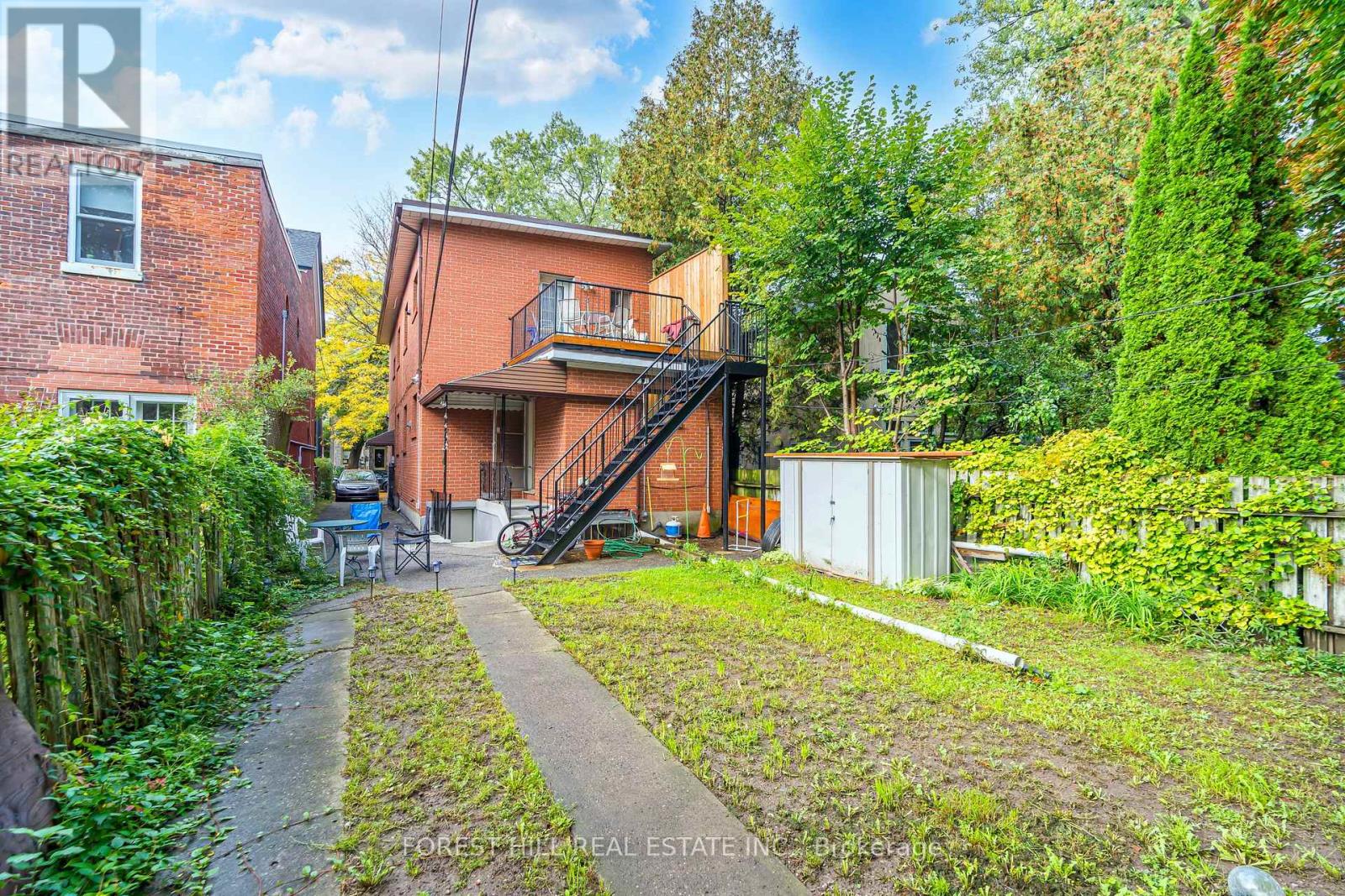 Upper - 211 Brunswick Avenue, Toronto, Ontario  M5S 2M4 - Photo 7 - C12540552