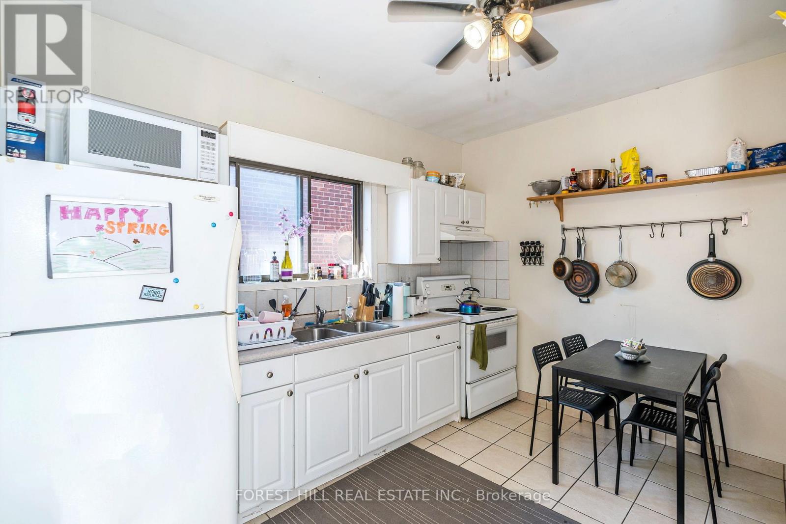 Upper - 211 Brunswick Avenue, Toronto, Ontario  M5S 2M4 - Photo 9 - C12540552