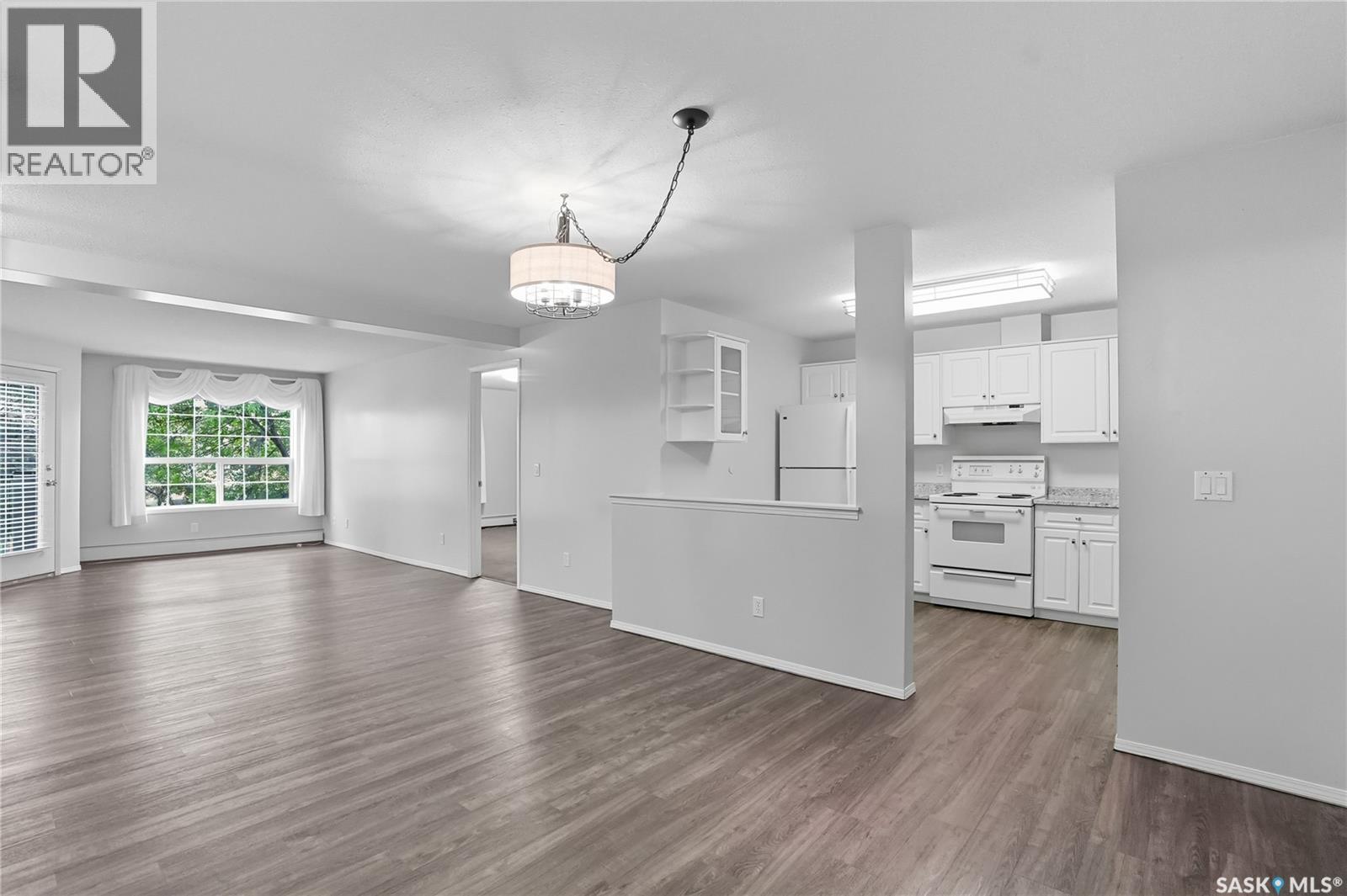 211 1735 Mckercher Drive, Saskatoon, Saskatchewan  S7H 5N6 - Photo 3 - SK023937