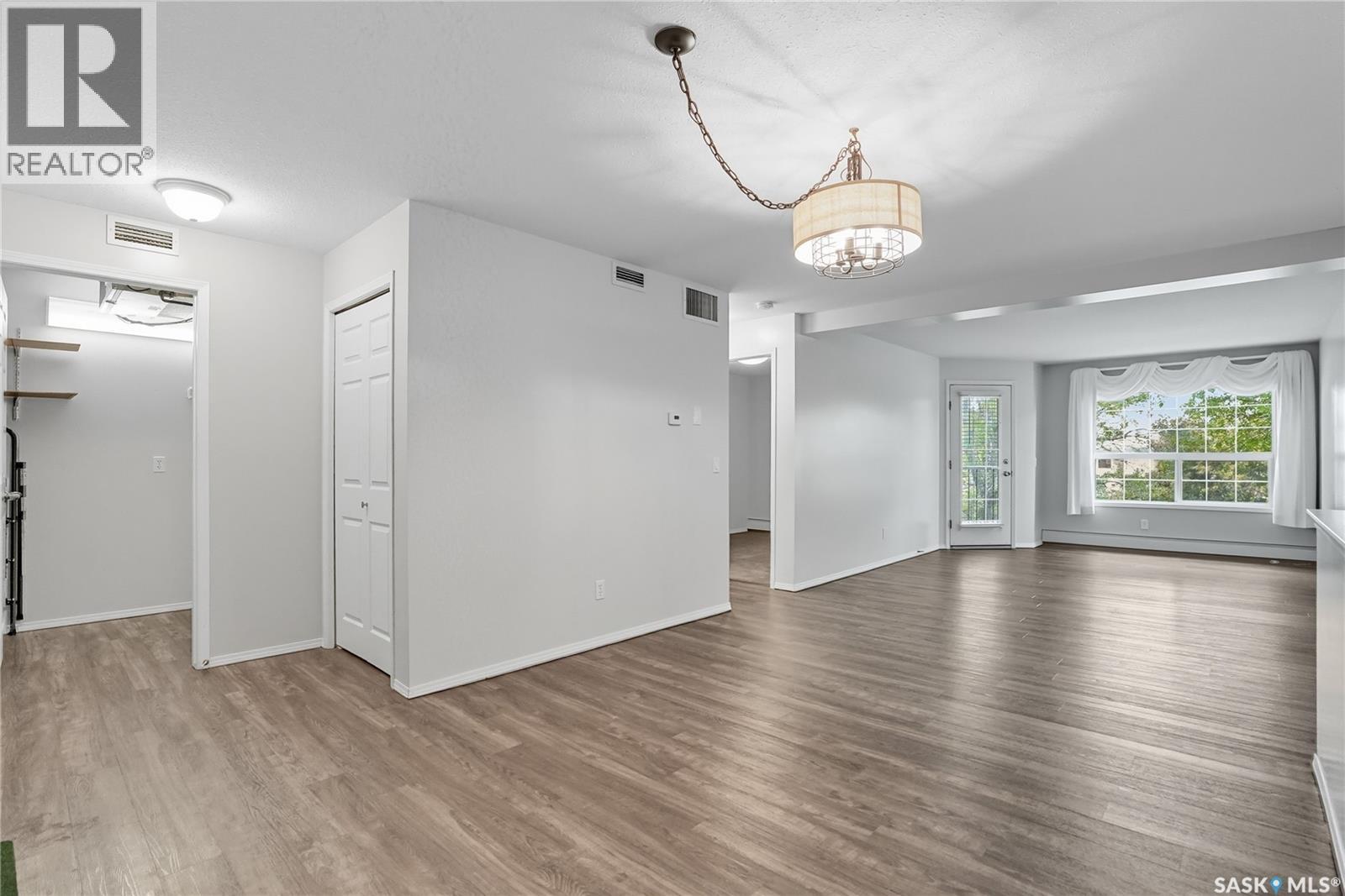 211 1735 Mckercher Drive, Saskatoon, Saskatchewan  S7H 5N6 - Photo 4 - SK023937