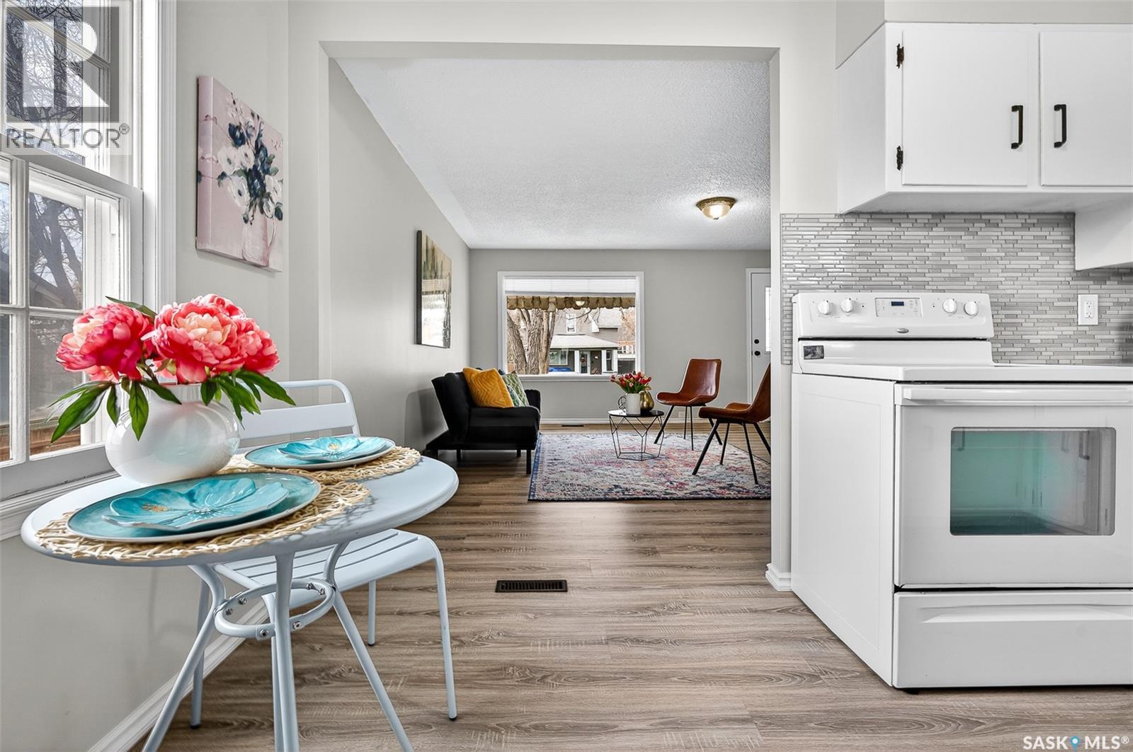 1045 4th Avenue Nw, Moose Jaw, Saskatchewan  S6H 3X2 - Photo 14 - SK023879