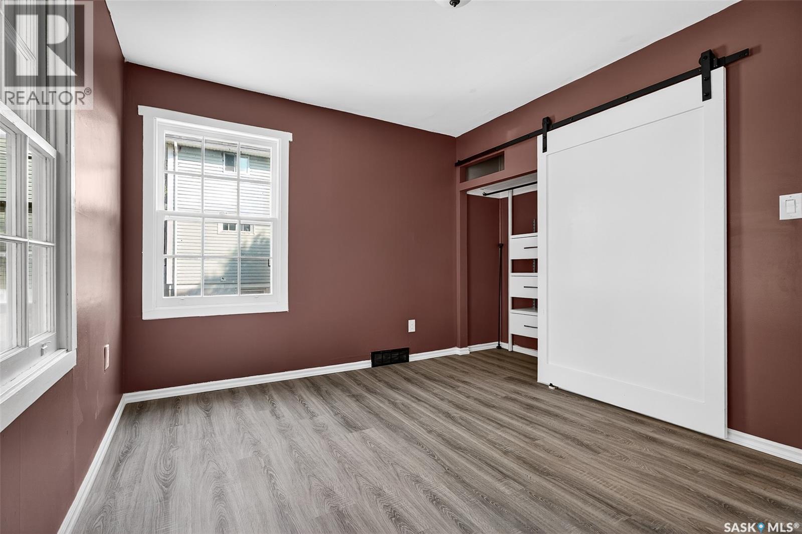 1045 4th Avenue Nw, Moose Jaw, Saskatchewan  S6H 3X2 - Photo 25 - SK023879