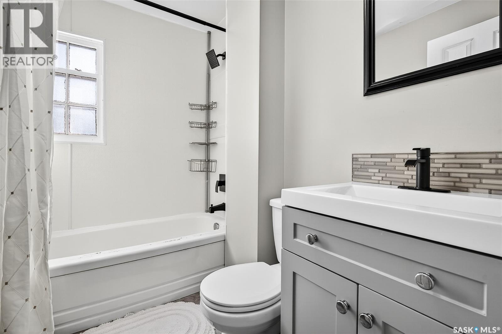 1045 4th Avenue Nw, Moose Jaw, Saskatchewan  S6H 3X2 - Photo 30 - SK023879