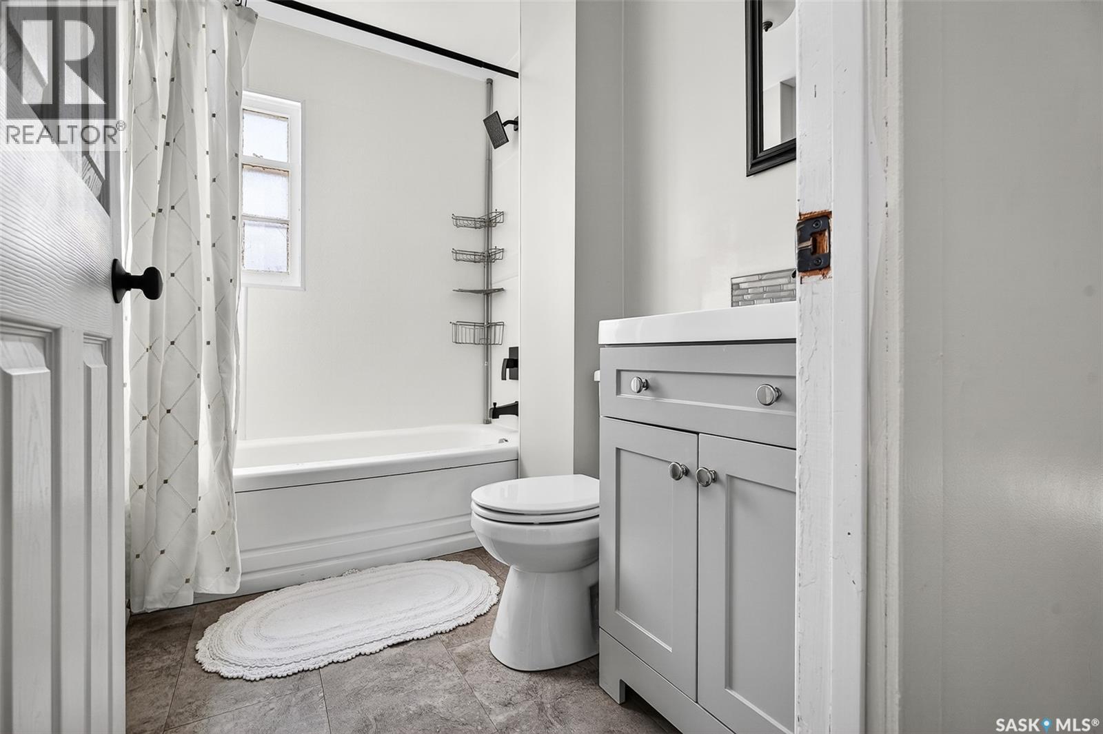 1045 4th Avenue Nw, Moose Jaw, Saskatchewan  S6H 3X2 - Photo 32 - SK023879